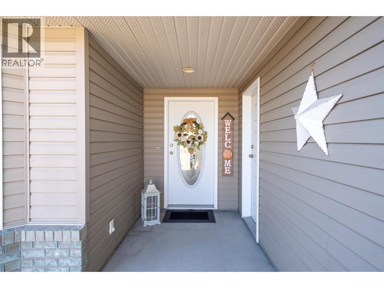 5021 5 Avenue, Vernon, British Columbia  V1H 2A3 - Photo 3 - 10403504