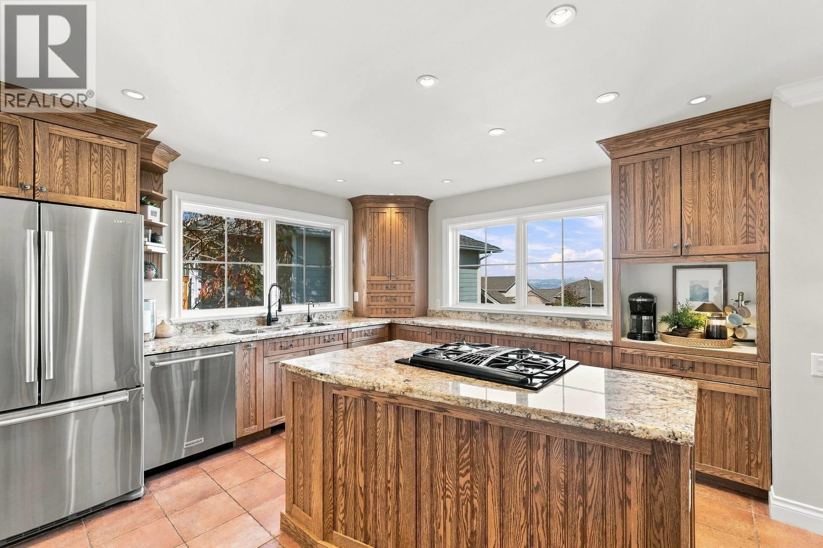 5047 Seon Crescent, Kelowna, British Columbia  V1W 5A5 - Photo 10 - 10403799