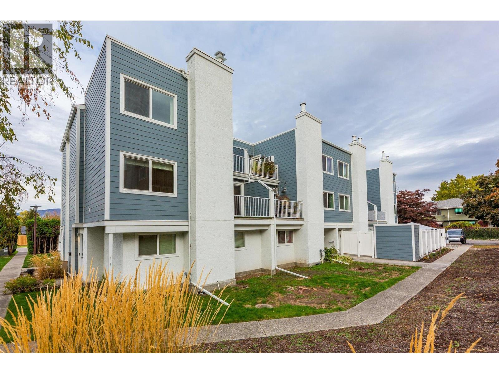 1481 Inkar Road Unit# 9, Kelowna, British Columbia  V1Y 8J1 - Photo 1 - 10401281