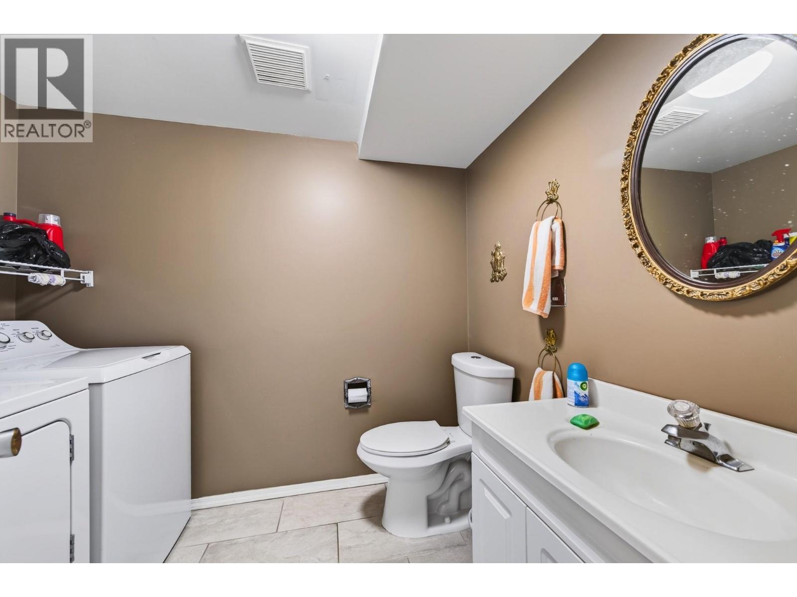 718 Driftwood Place, Kamloops, British Columbia  V2B 7Y5 - Photo 24 - 10403792