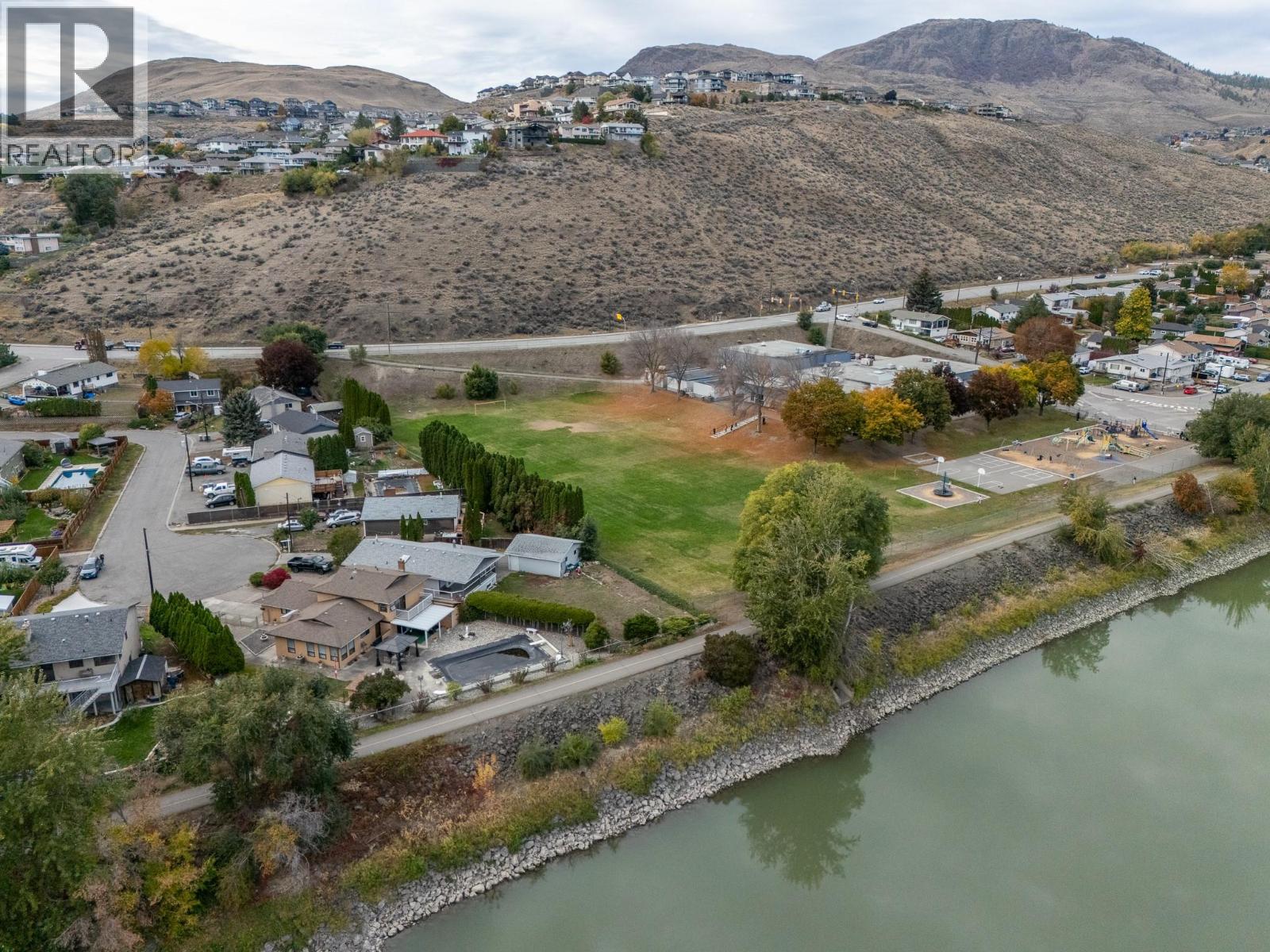 718 Driftwood Place, Kamloops, British Columbia  V2B 7Y5 - Photo 36 - 10403792