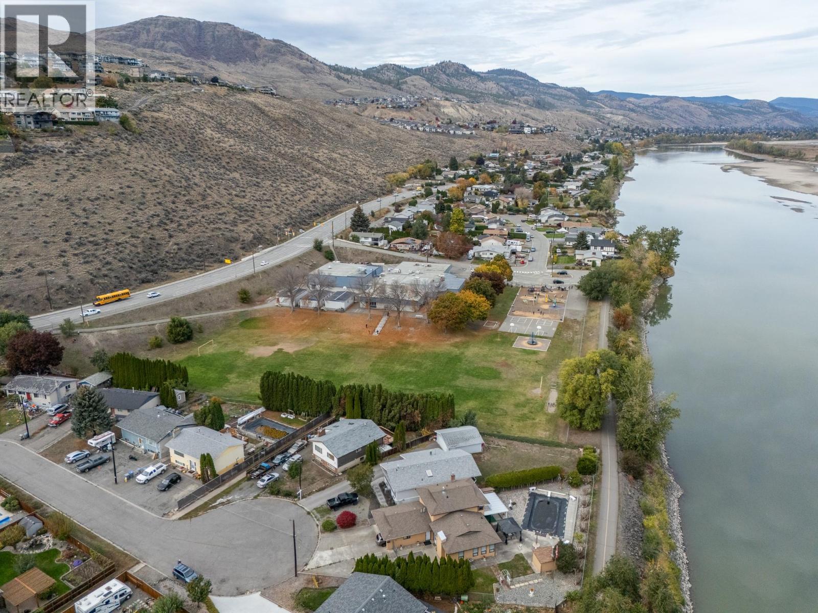 718 Driftwood Place, Kamloops, British Columbia  V2B 7Y5 - Photo 39 - 10403792