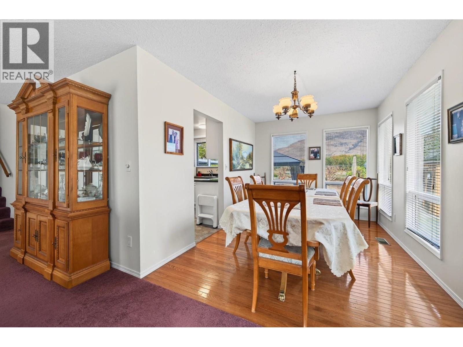 718 Driftwood Place, Kamloops, British Columbia  V2B 7Y5 - Photo 7 - 10403792