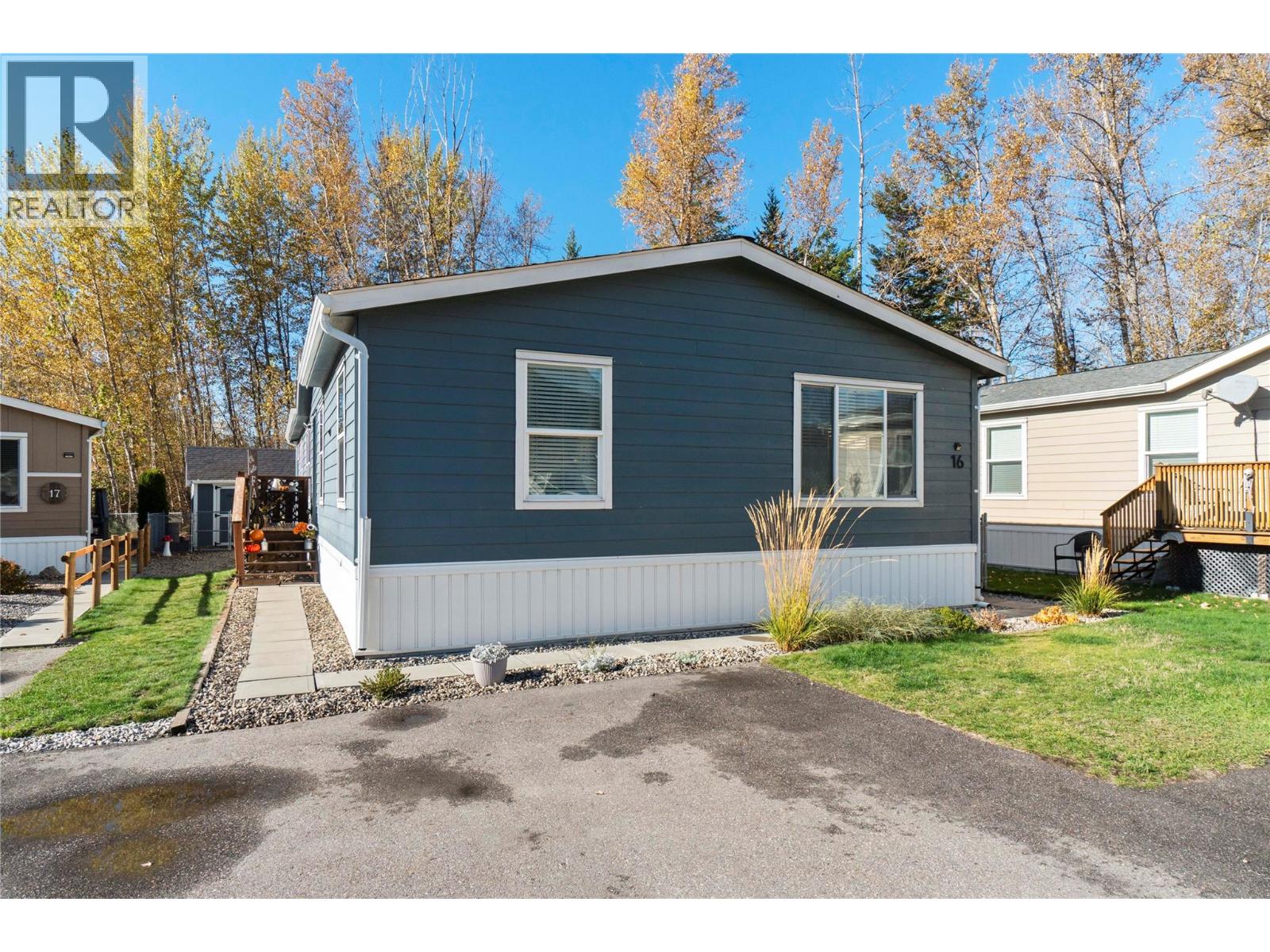 4811 10a Avenue Unit# 16, Salmon Arm, British Columbia  V1E 1C5 - Photo 2 - 10403457