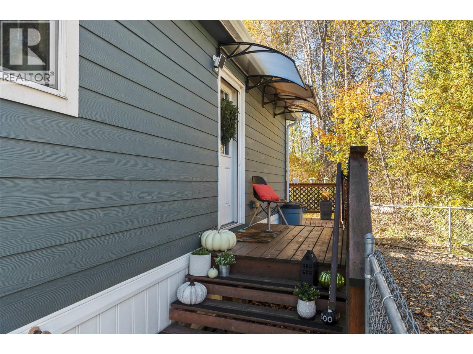 4811 10a Avenue Unit# 16, Salmon Arm, British Columbia  V1E 1C5 - Photo 4 - 10403457