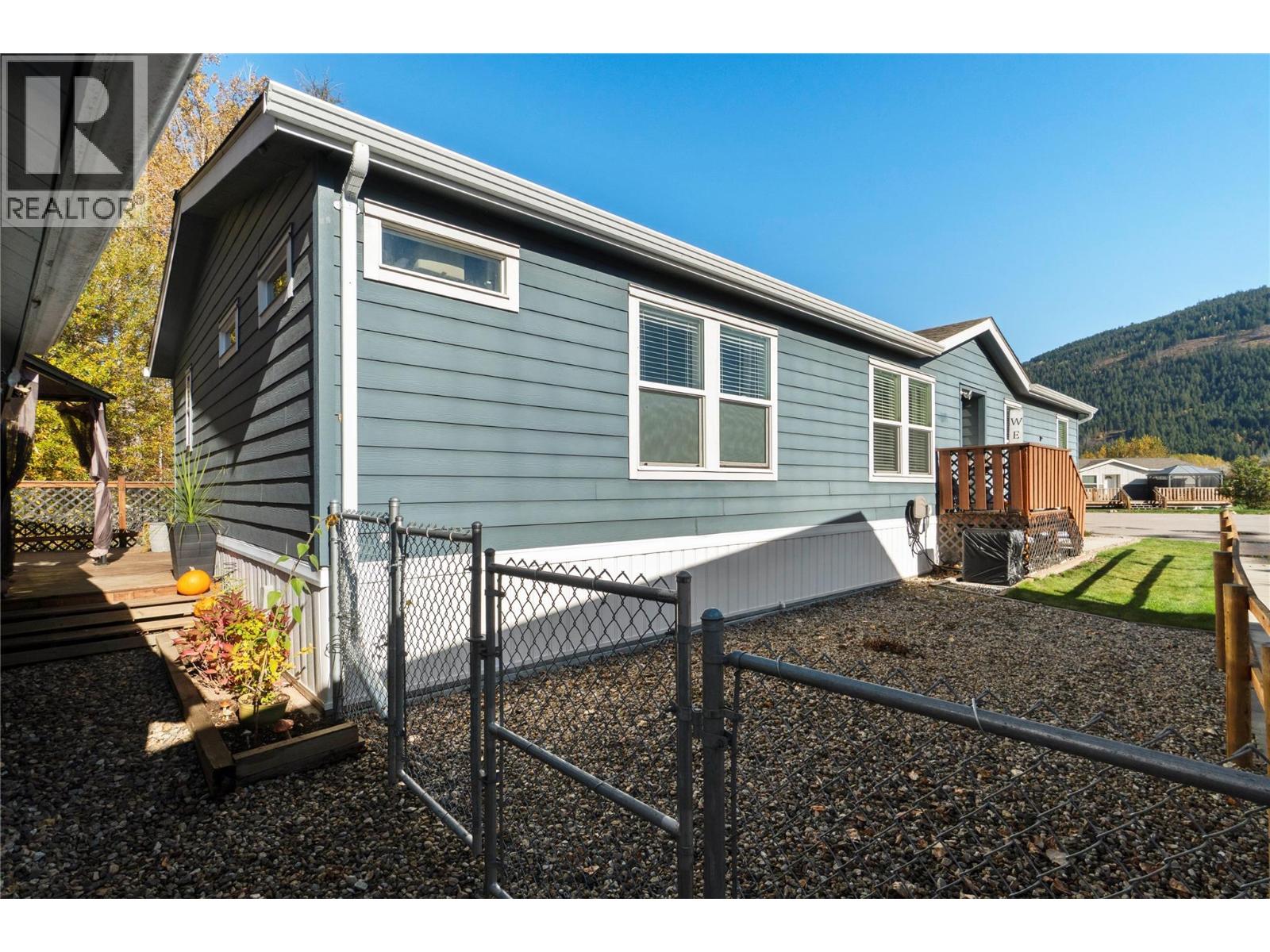 4811 10a Avenue Unit# 16, Salmon Arm, British Columbia  V1E 1C5 - Photo 49 - 10403457