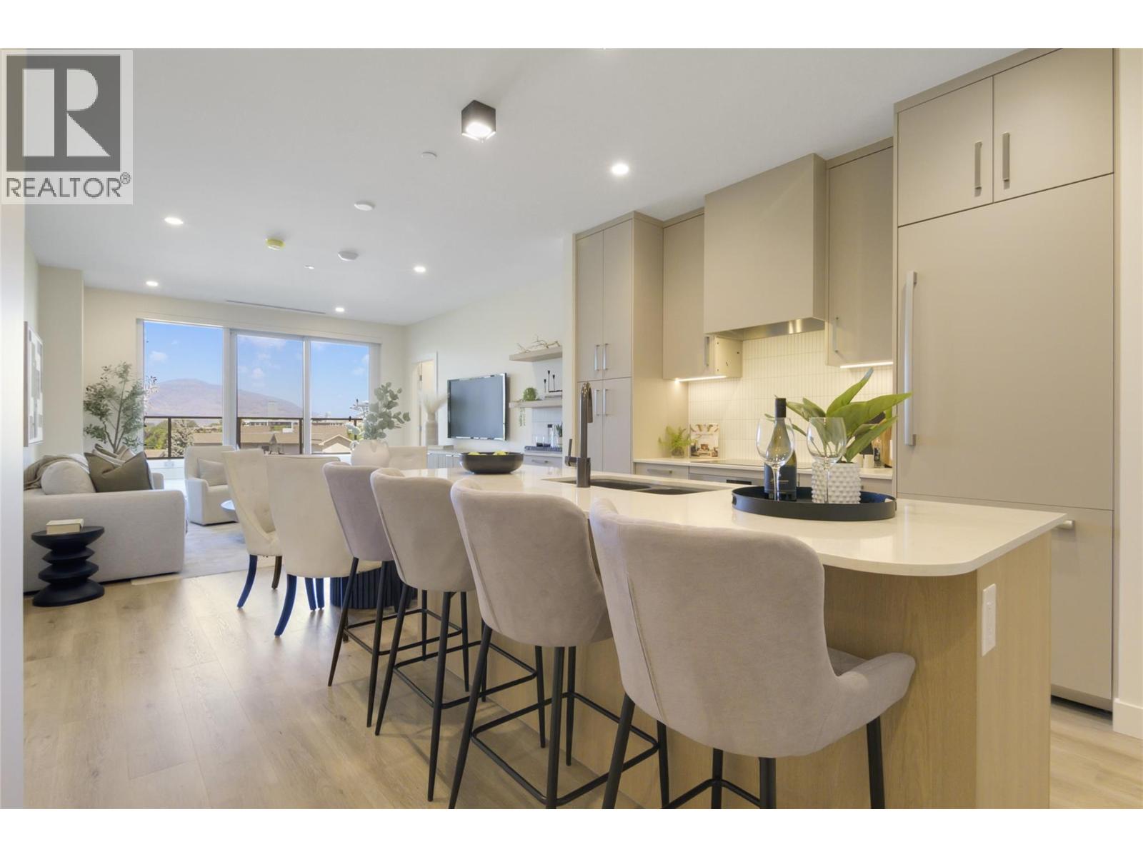 3300 Lakeshore Road Unit# 514, Kelowna, British Columbia  V1W 0J9 - Photo 1 - 10403559