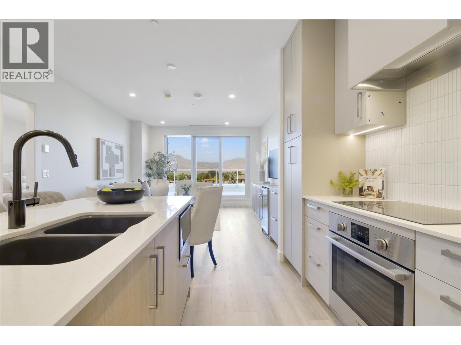 3300 Lakeshore Road Unit# 514, Kelowna, British Columbia  V1W 0J9 - Photo 2 - 10403559