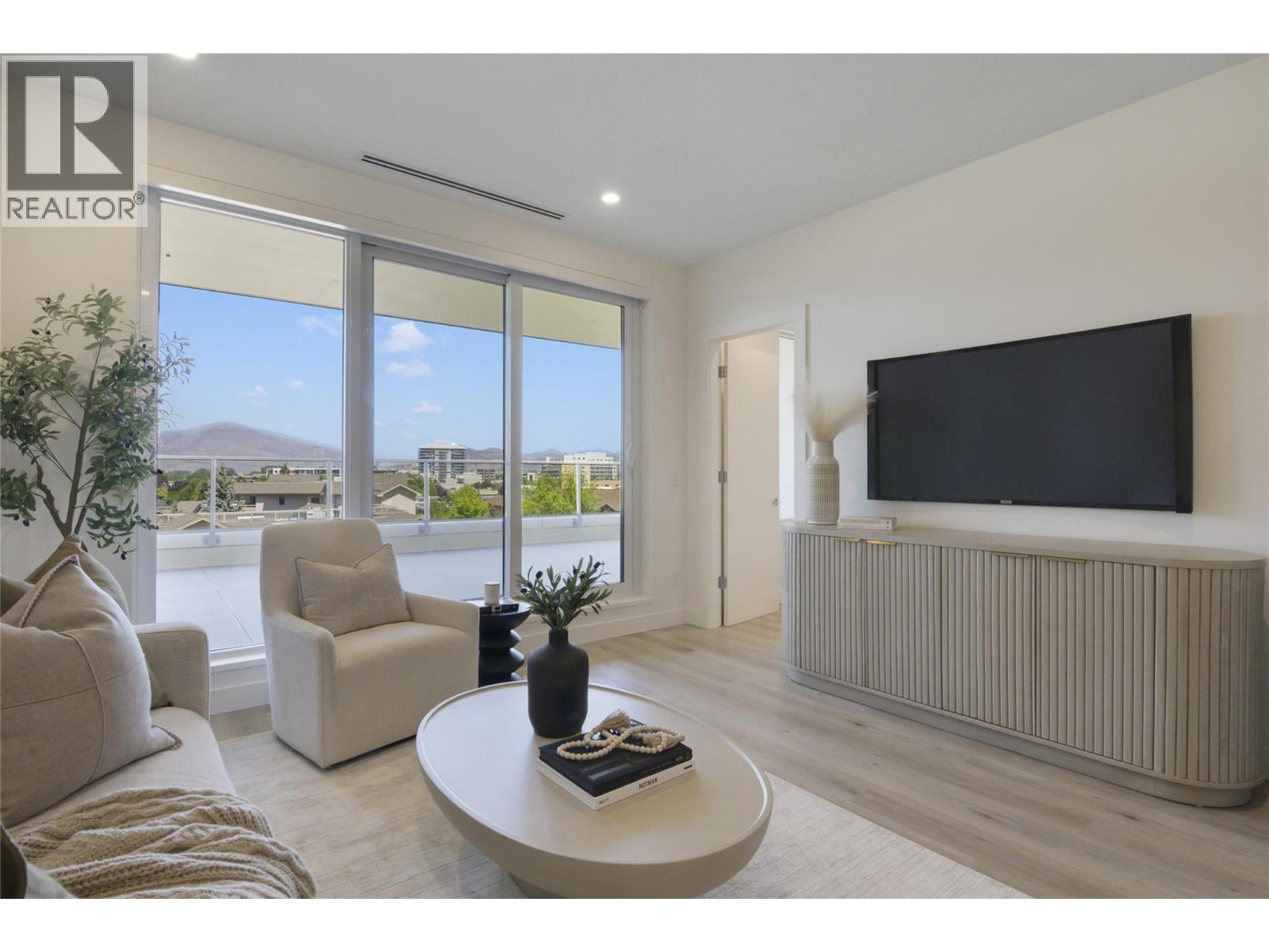 3300 Lakeshore Road Unit# 514, Kelowna, British Columbia  V1W 0J9 - Photo 4 - 10403559