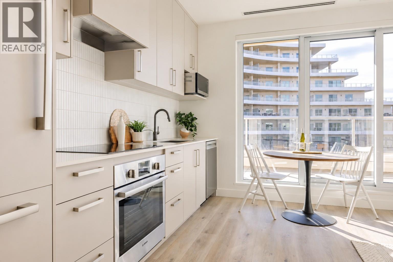 3300 Lakeshore Road Unit# 615, Kelowna, British Columbia  V1W 0J9 - Photo 2 - 10403535