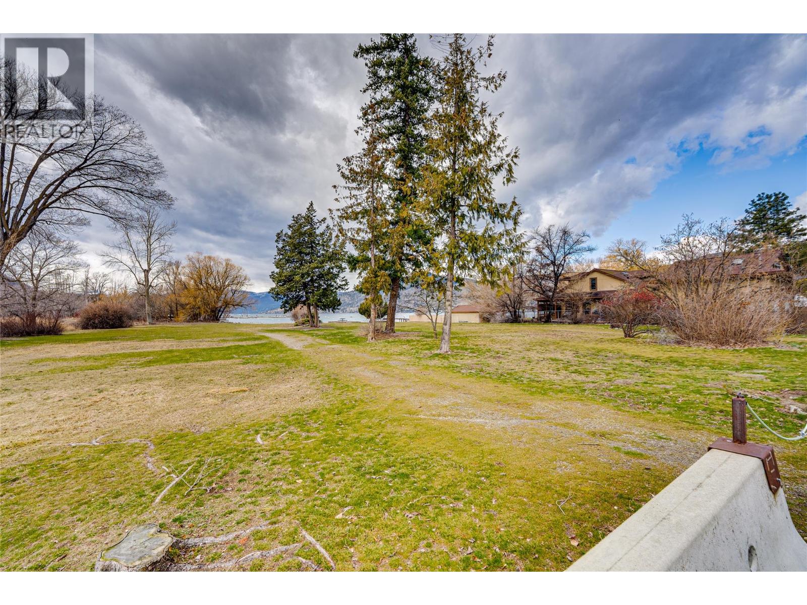 2555 Lakeshore Road Unit# 321, Vernon, British Columbia  V1H 1M9 - Photo 26 - 10403901