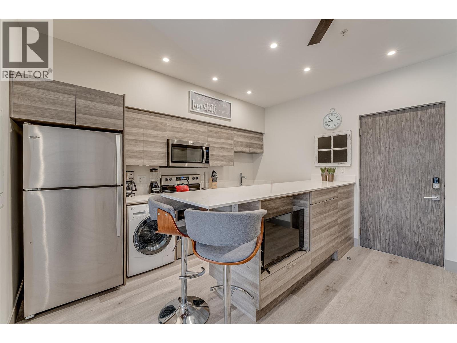2555 Lakeshore Road Unit# 321, Vernon, British Columbia  V1H 1M9 - Photo 6 - 10403901