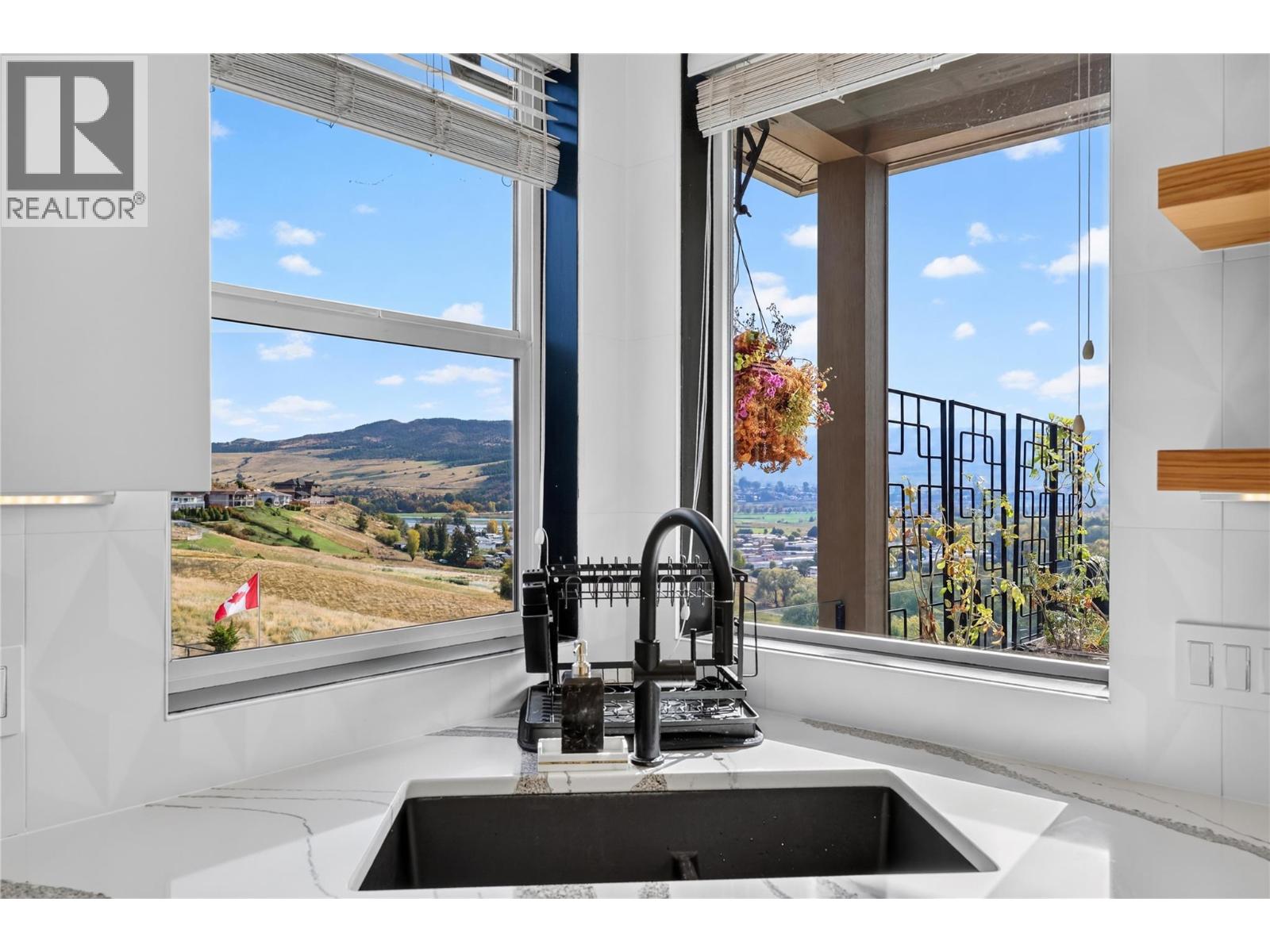 7079 Jasper Drive, Vernon, British Columbia  V1H 1P2 - Photo 15 - 10403784