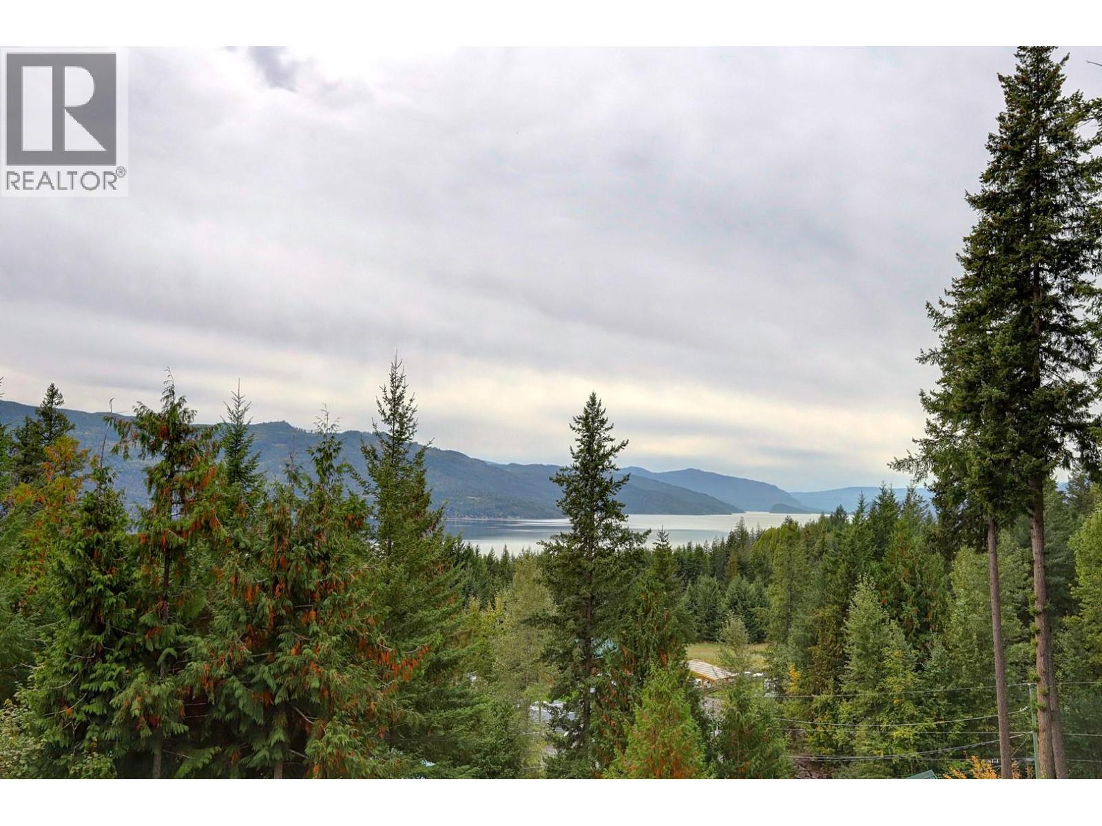 Pine Avenue Lot# 80, Anglemont, British Columbia  V0E 1M8 - Photo 1 - 10403688