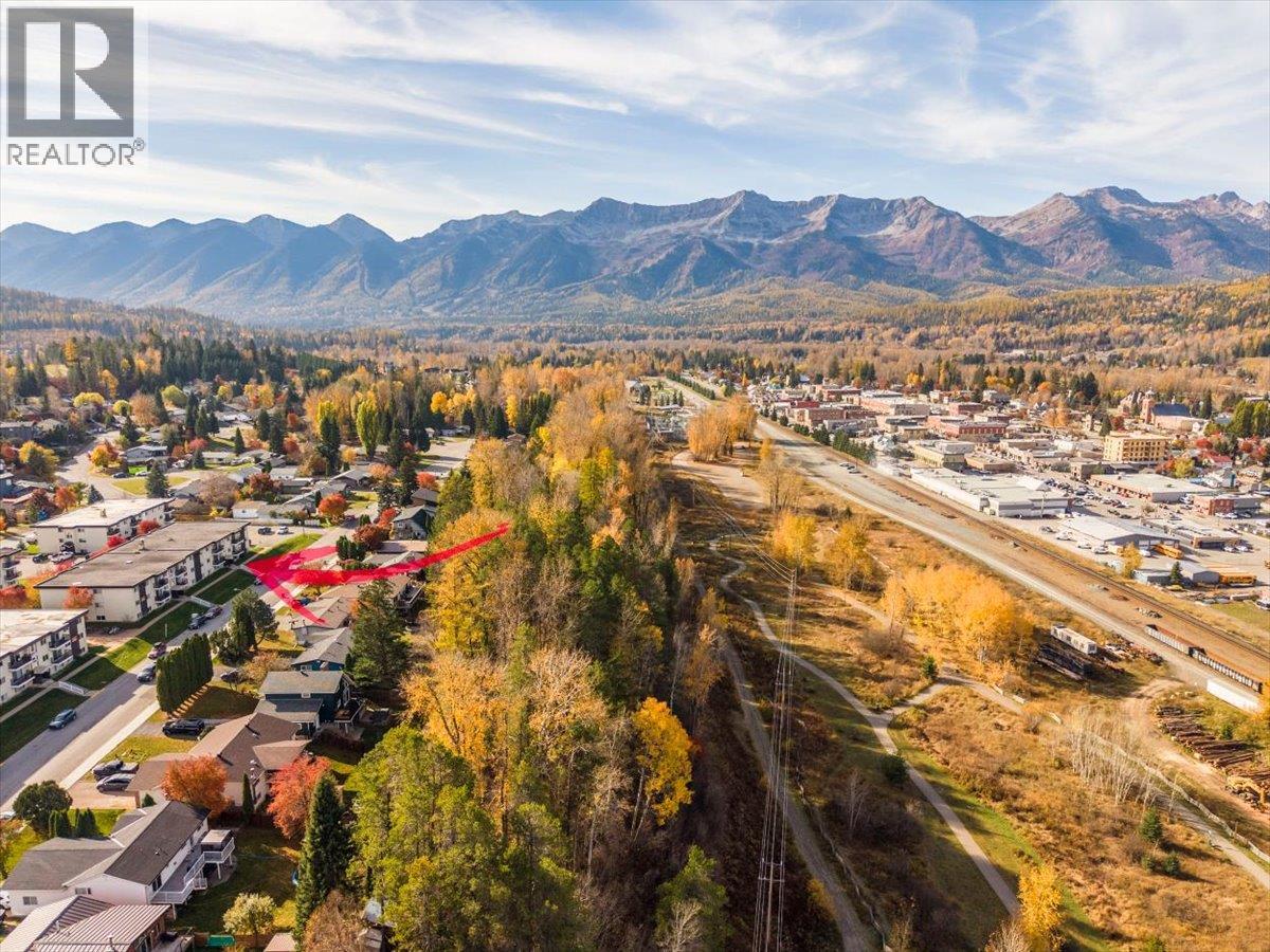 30 Ridgemont Avenue Unit# 204, Fernie, British Columbia  V0B 1M0 - Photo 52 - 10403884