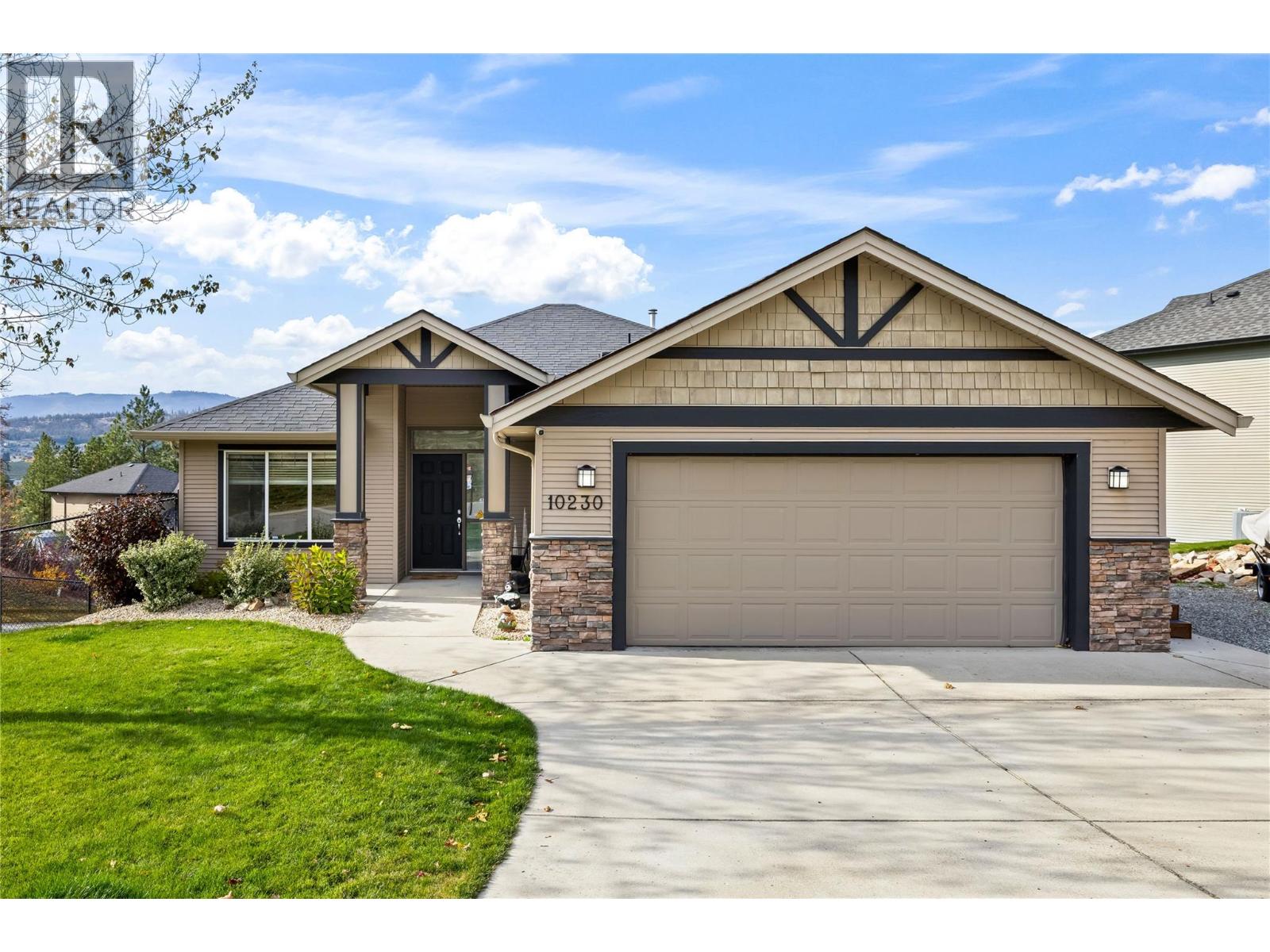 10230 Teresa Road, Lake Country, British Columbia  V4V 2N7 - Photo 2 - 10403892