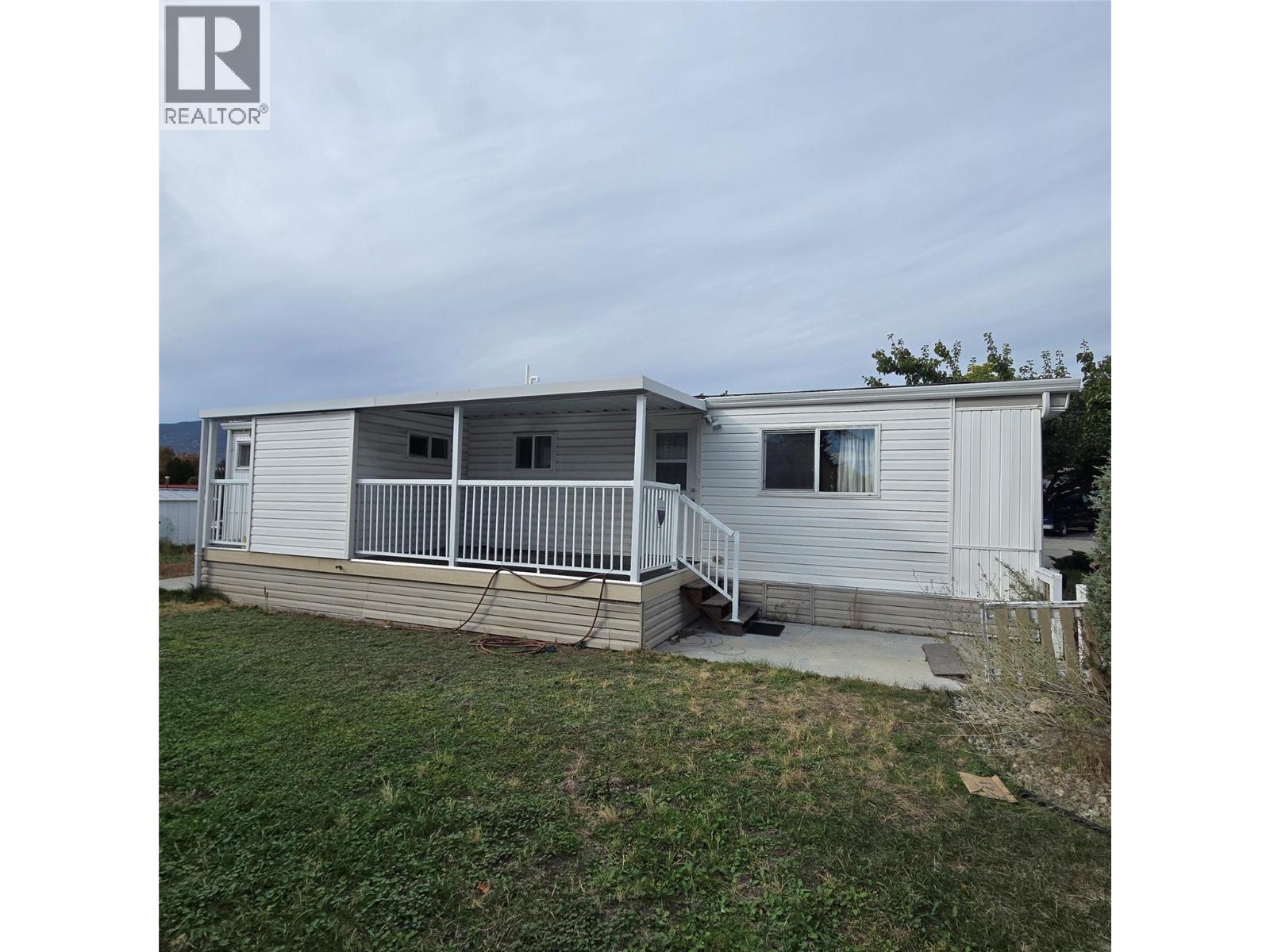 197 Dauphin Avenue Unit# 16, Penticton, British Columbia  V2A 3S3 - Photo 2 - 10403398