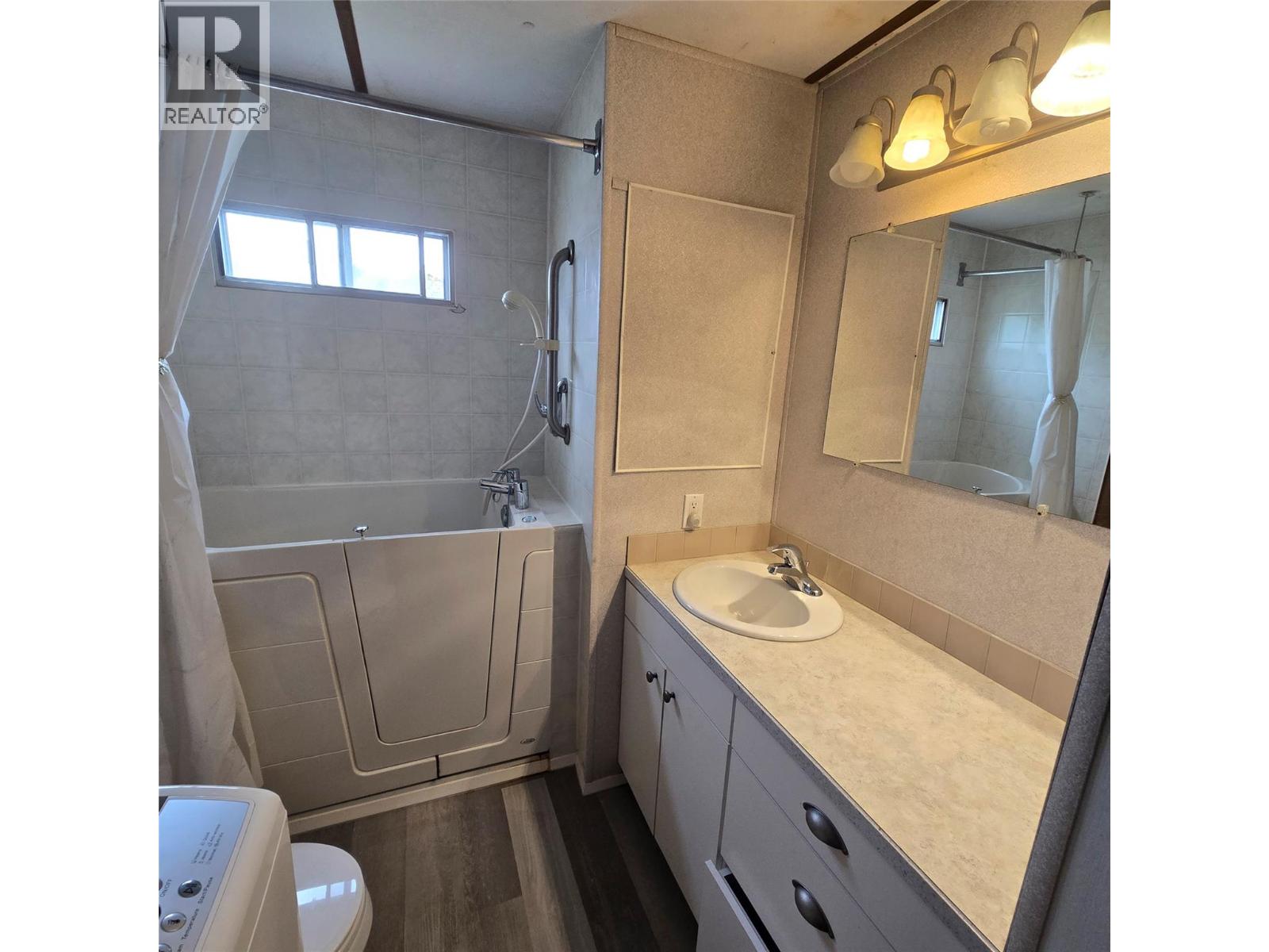 197 Dauphin Avenue Unit# 16, Penticton, British Columbia  V2A 3S3 - Photo 7 - 10403398