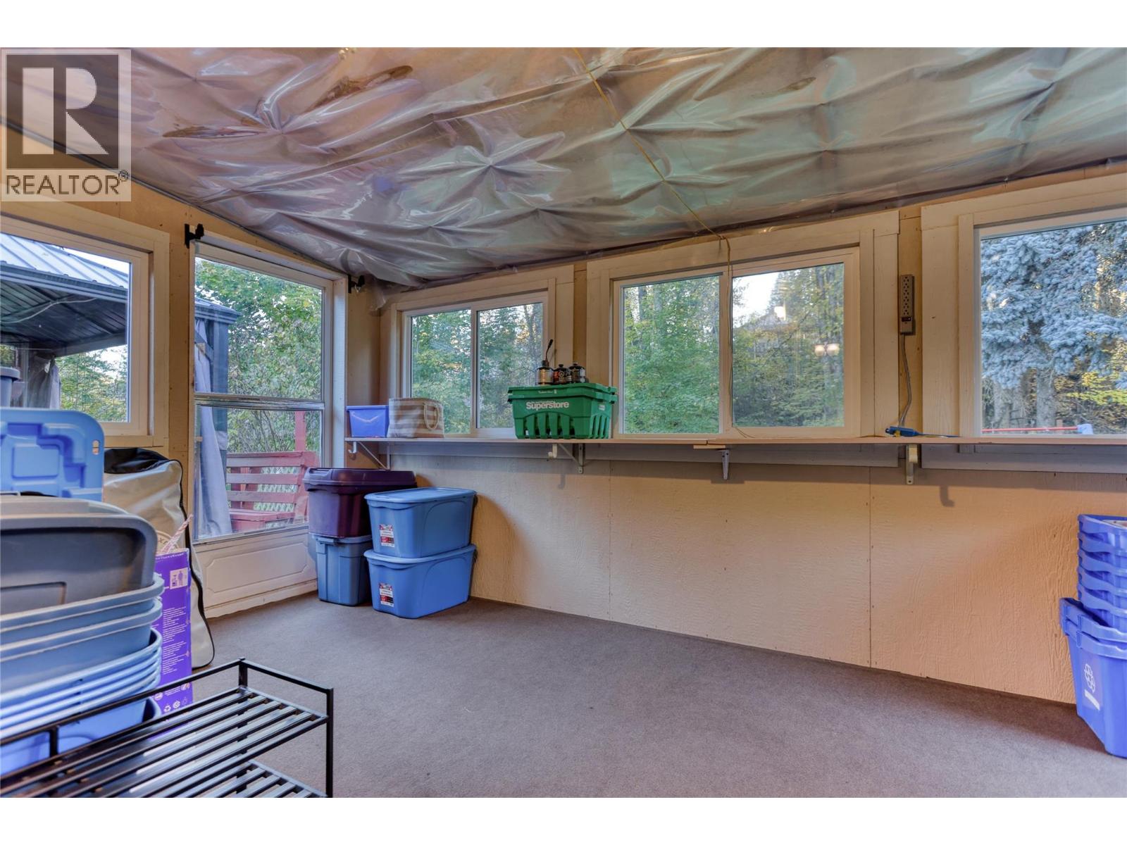 2066 Caughlin Road, Fruitvale, British Columbia  V0G 1L1 - Photo 28 - 10403899