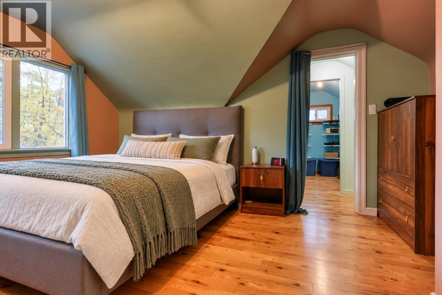 2066 Caughlin Road, Fruitvale, British Columbia  V0G 1L1 - Photo 43 - 10403899