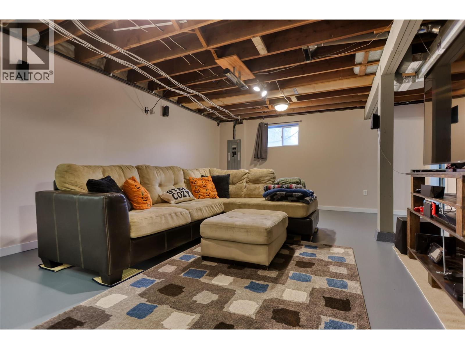 2066 Caughlin Road, Fruitvale, British Columbia  V0G 1L1 - Photo 46 - 10403899