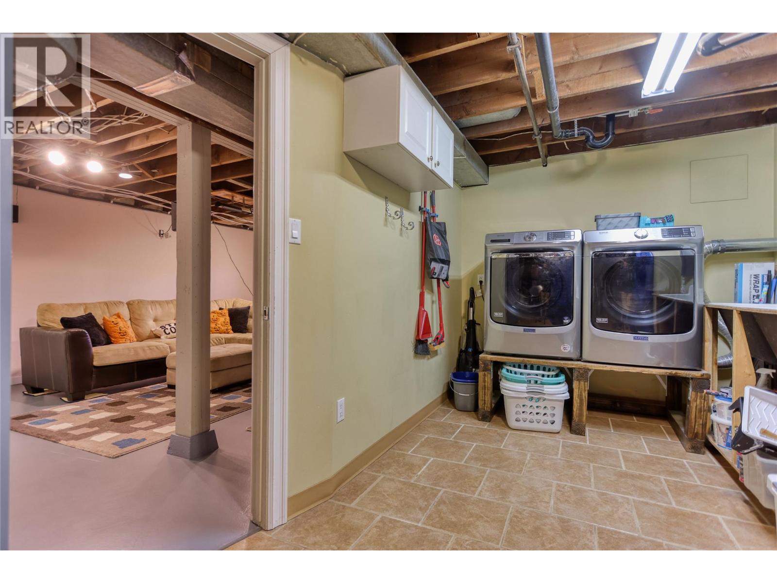 2066 Caughlin Road, Fruitvale, British Columbia  V0G 1L1 - Photo 52 - 10403899