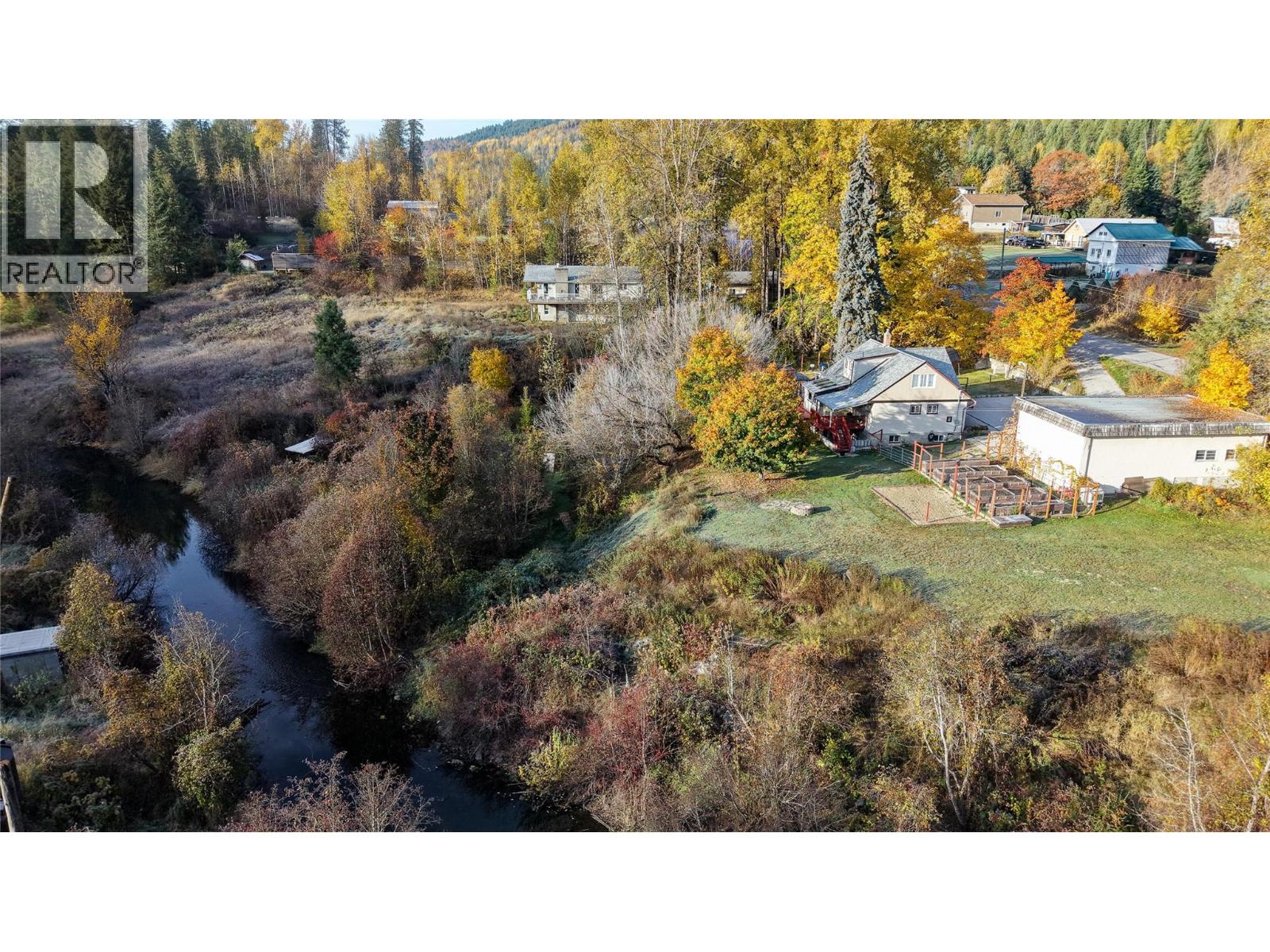 2066 Caughlin Road, Fruitvale, British Columbia  V0G 1L1 - Photo 55 - 10403899