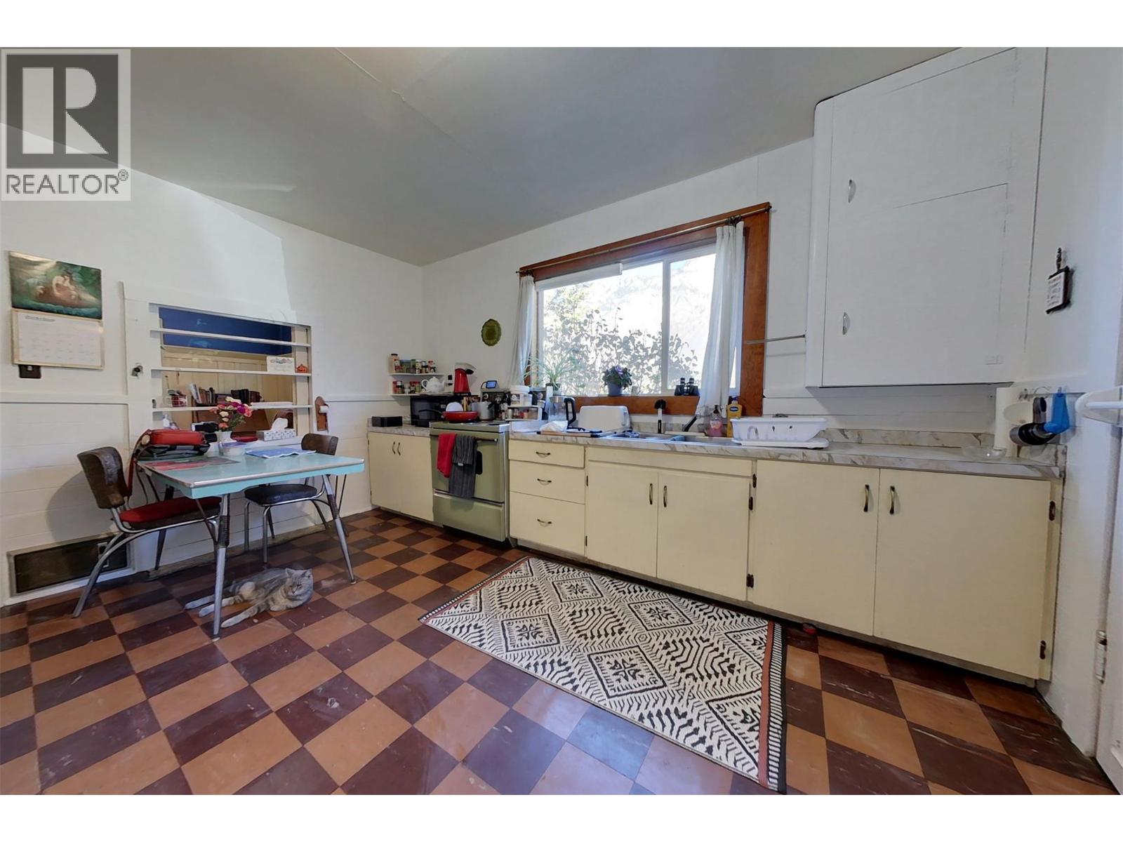 4333 12th Street, Lister, British Columbia  V0B 1G2 - Photo 8 - 10403795