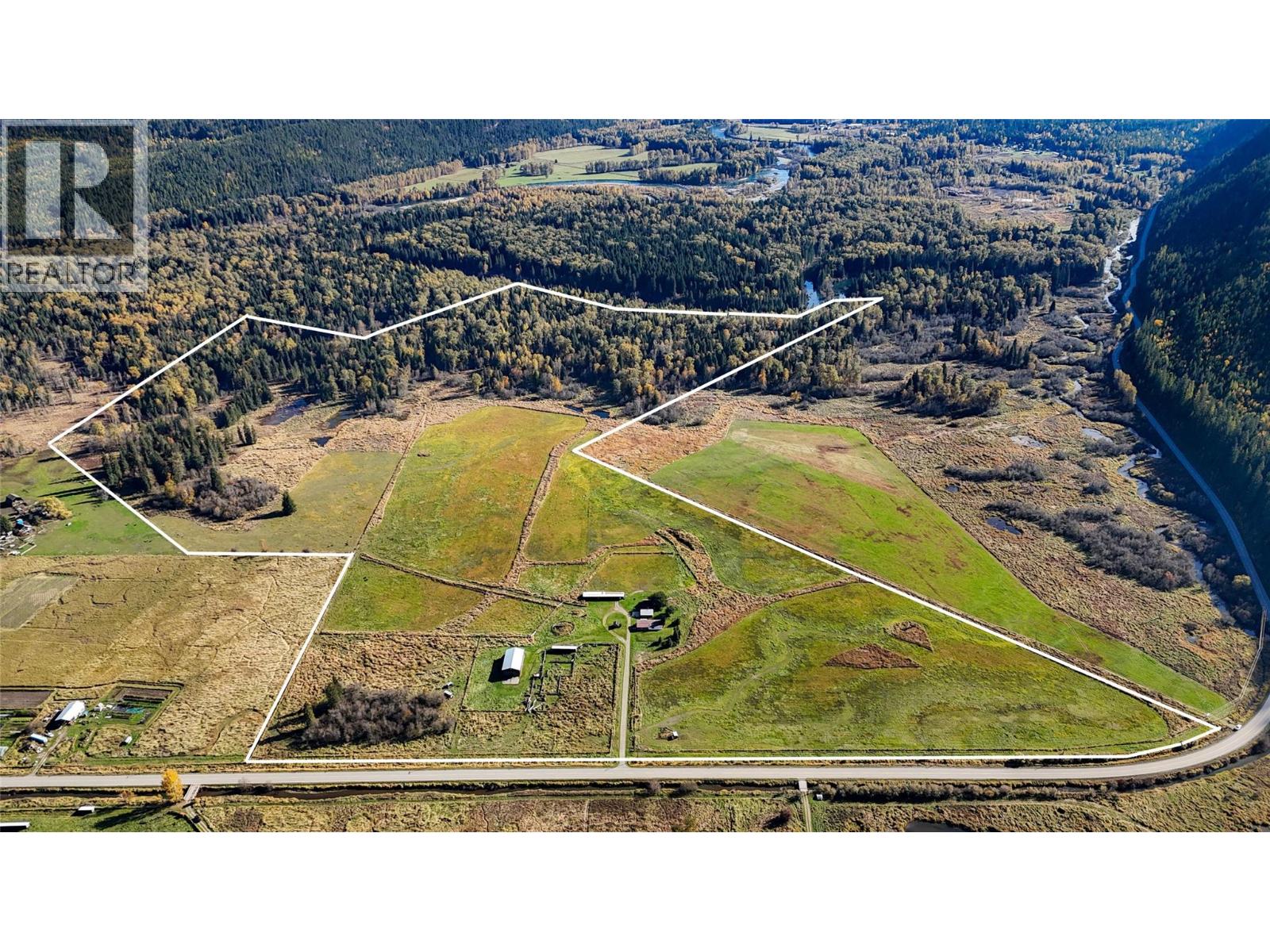 13226 Highway 31, Meadow Creek, British Columbia  V0G 1N0 - Photo 1 - 10403915