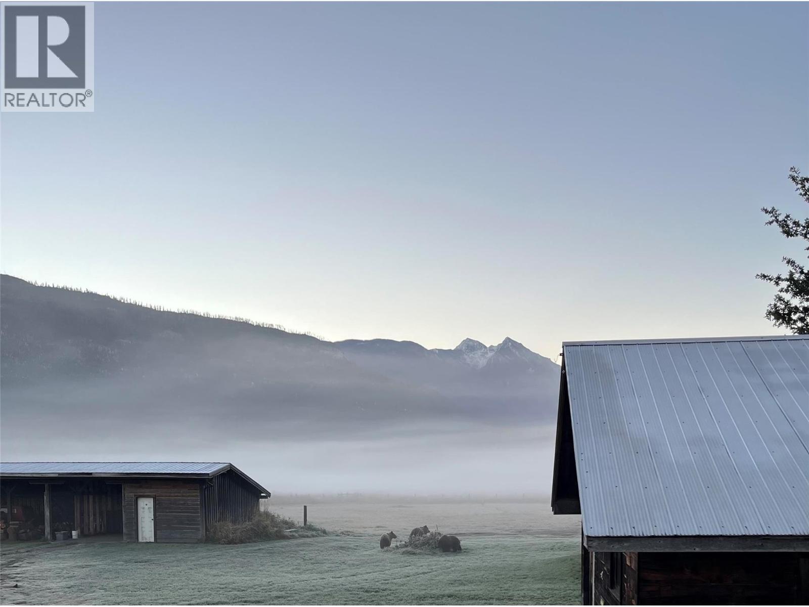 13226 Highway 31, Meadow Creek, British Columbia  V0G 1N0 - Photo 14 - 10403915