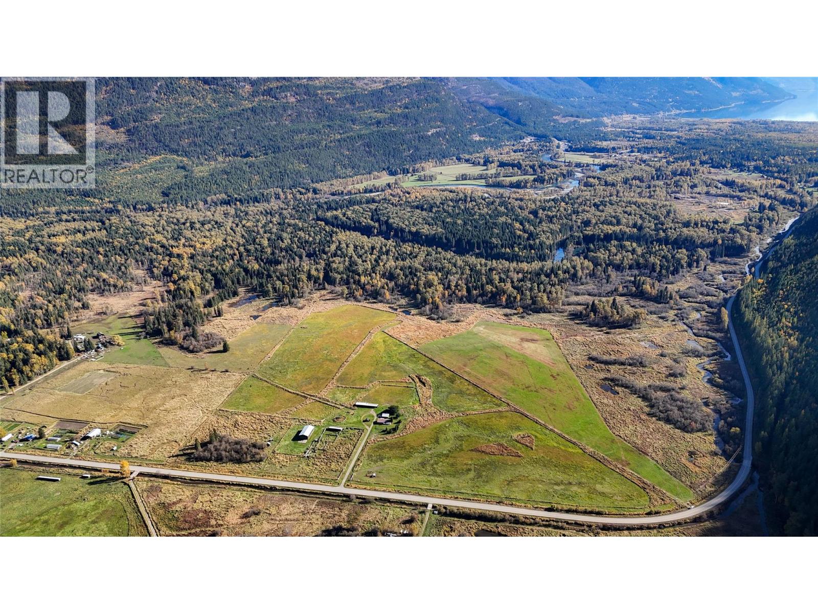 13226 Highway 31, Meadow Creek, British Columbia  V0G 1N0 - Photo 18 - 10403915
