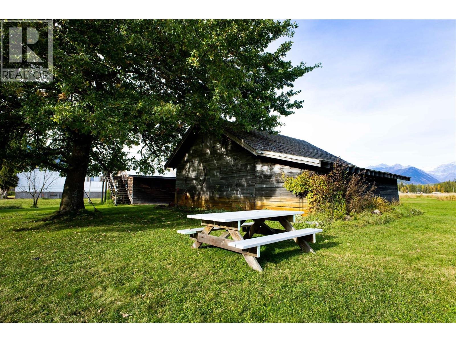 13226 Highway 31, Meadow Creek, British Columbia  V0G 1N0 - Photo 33 - 10403915