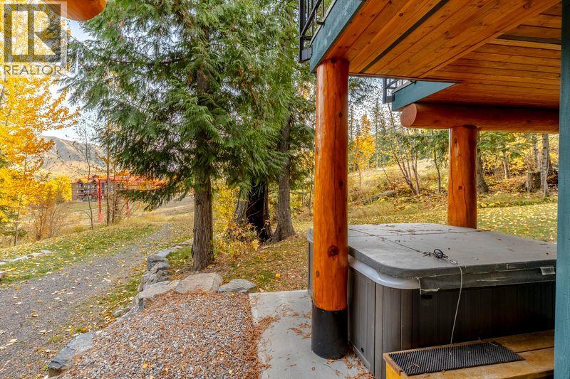5258 Highline Drive, Fernie, British Columbia  V0B 1M6 - Photo 4 - 10403876