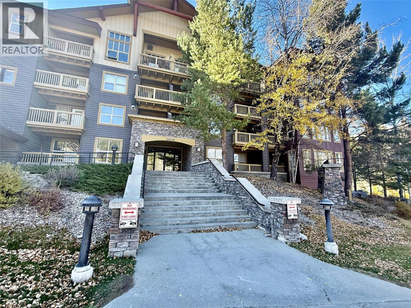2070 Summit Drive Drive Unit# 306, Panorama, British Columbia  V0A 1T0 - Photo 16 - 10403928