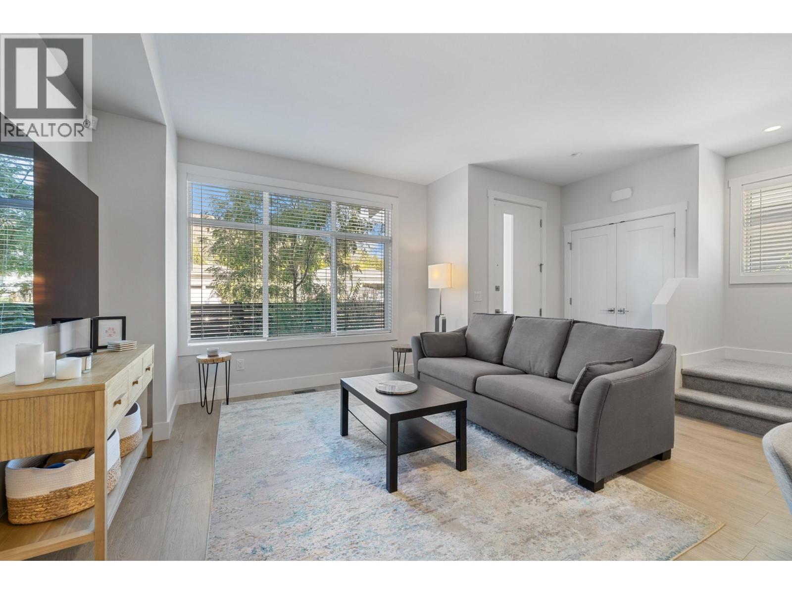 115 Wyndham Crescent Unit# 12, Kelowna, British Columbia  V1V 1Z2 - Photo 4 - 10403916