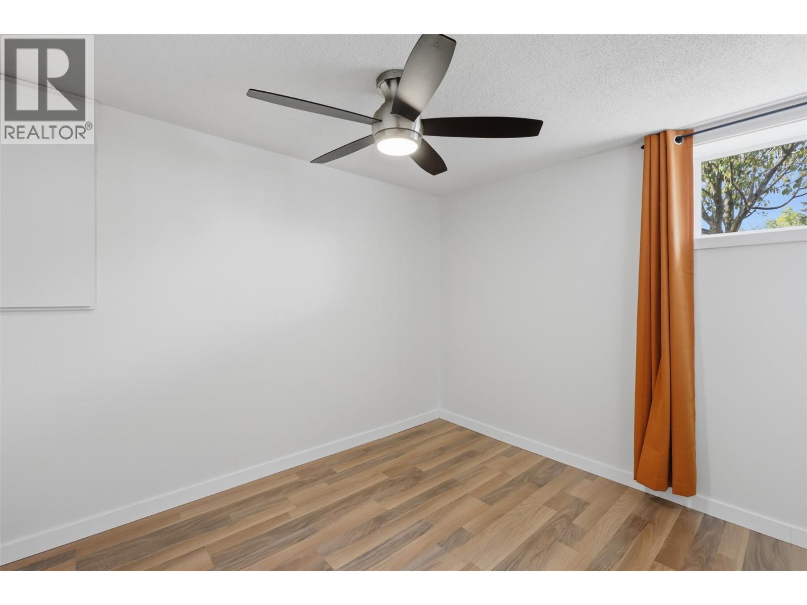 1239 10th Street, Kamloops, British Columbia  V2B 3A9 - Photo 49 - 10403812