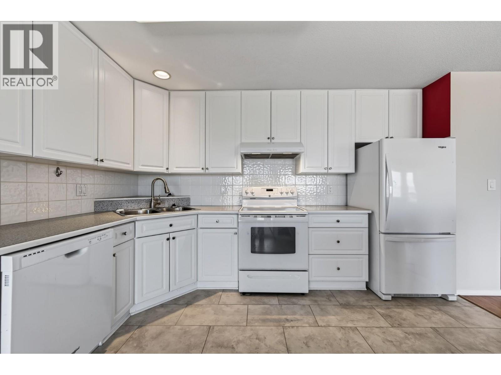 2022 Pacific Way Unit# 108, Kamloops, British Columbia  V1S 1T1 - Photo 12 - 10403536