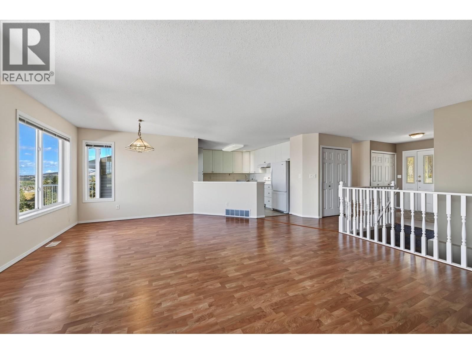 2022 Pacific Way Unit# 108, Kamloops, British Columbia  V1S 1T1 - Photo 8 - 10403536