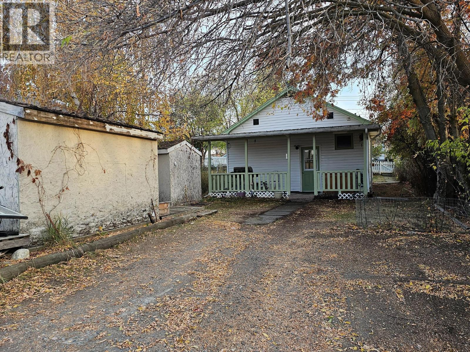 903 5a Street, Cranbrook, British Columbia  V1C 1K7 - Photo 13 - 10403833