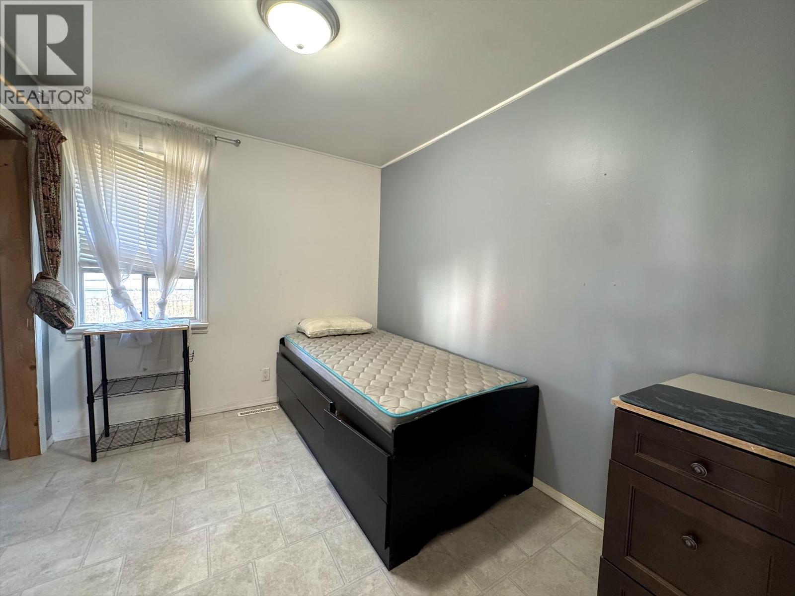 903 5a Street, Cranbrook, British Columbia  V1C 1K7 - Photo 9 - 10403833
