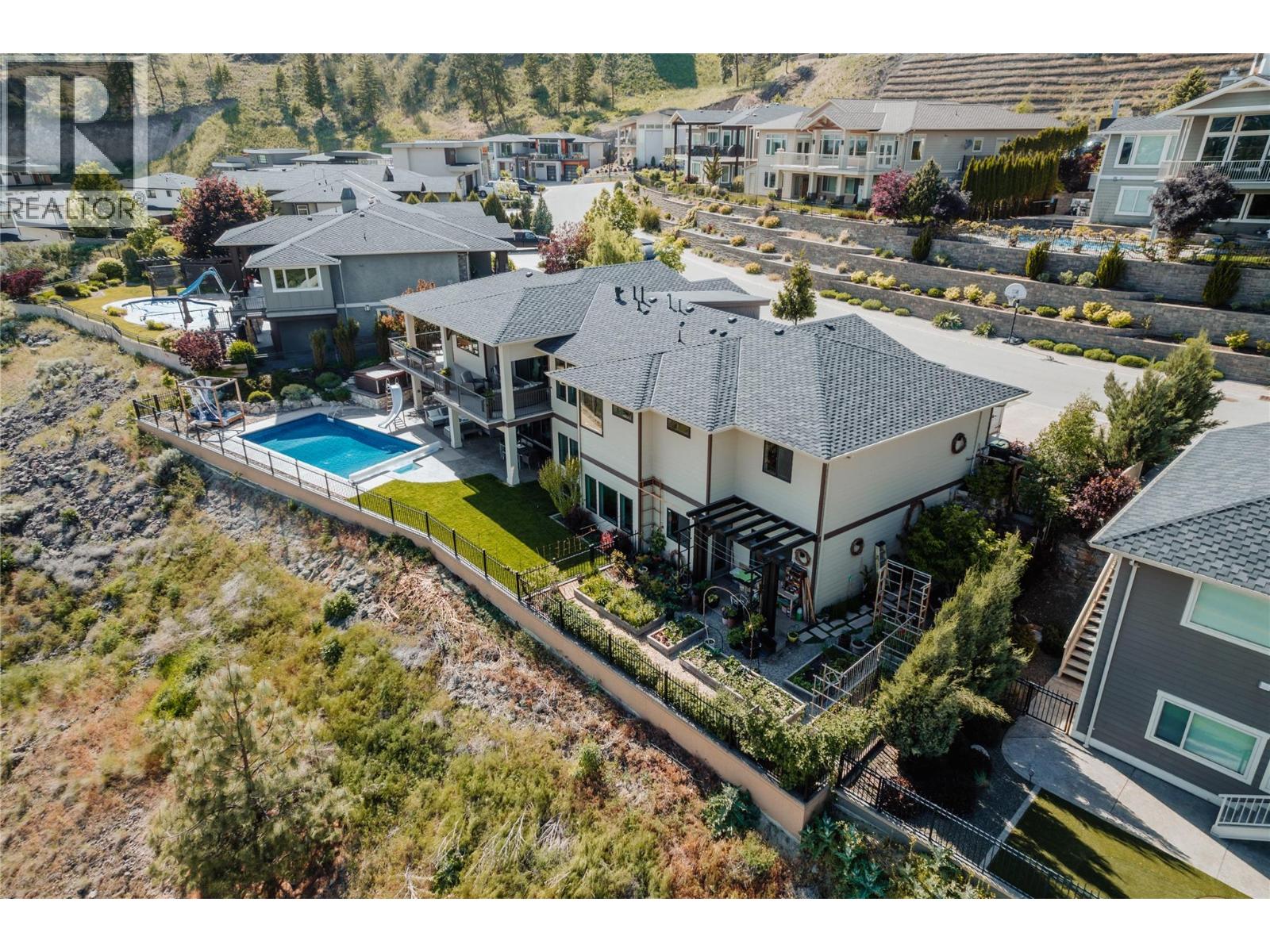 747 Traditions Crescent, Kelowna, British Columbia  V1V 2Y2 - Photo 4 - 10403961