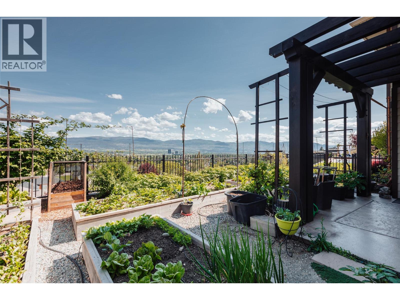 747 Traditions Crescent, Kelowna, British Columbia  V1V 2Y2 - Photo 78 - 10403961