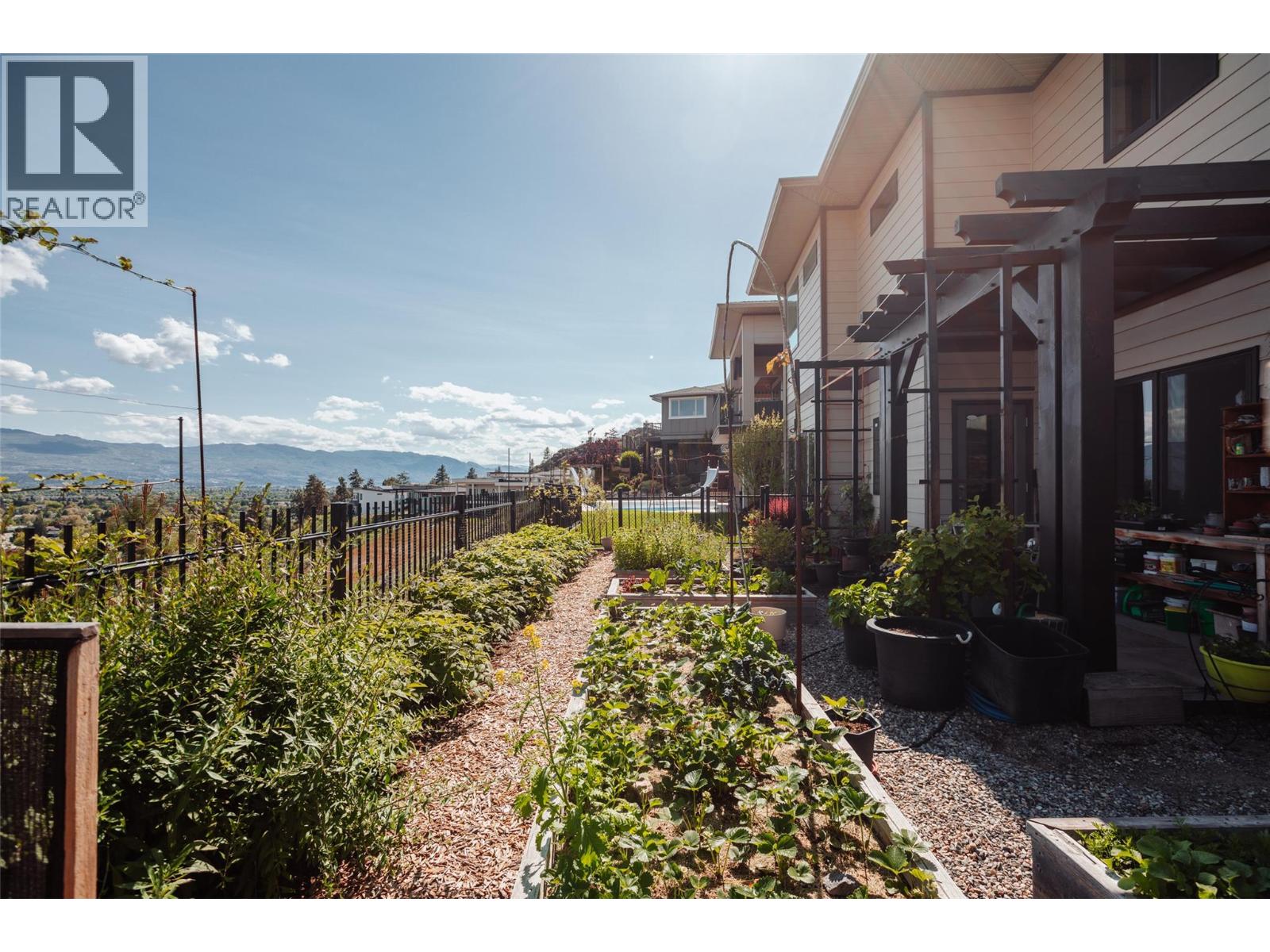 747 Traditions Crescent, Kelowna, British Columbia  V1V 2Y2 - Photo 79 - 10403961