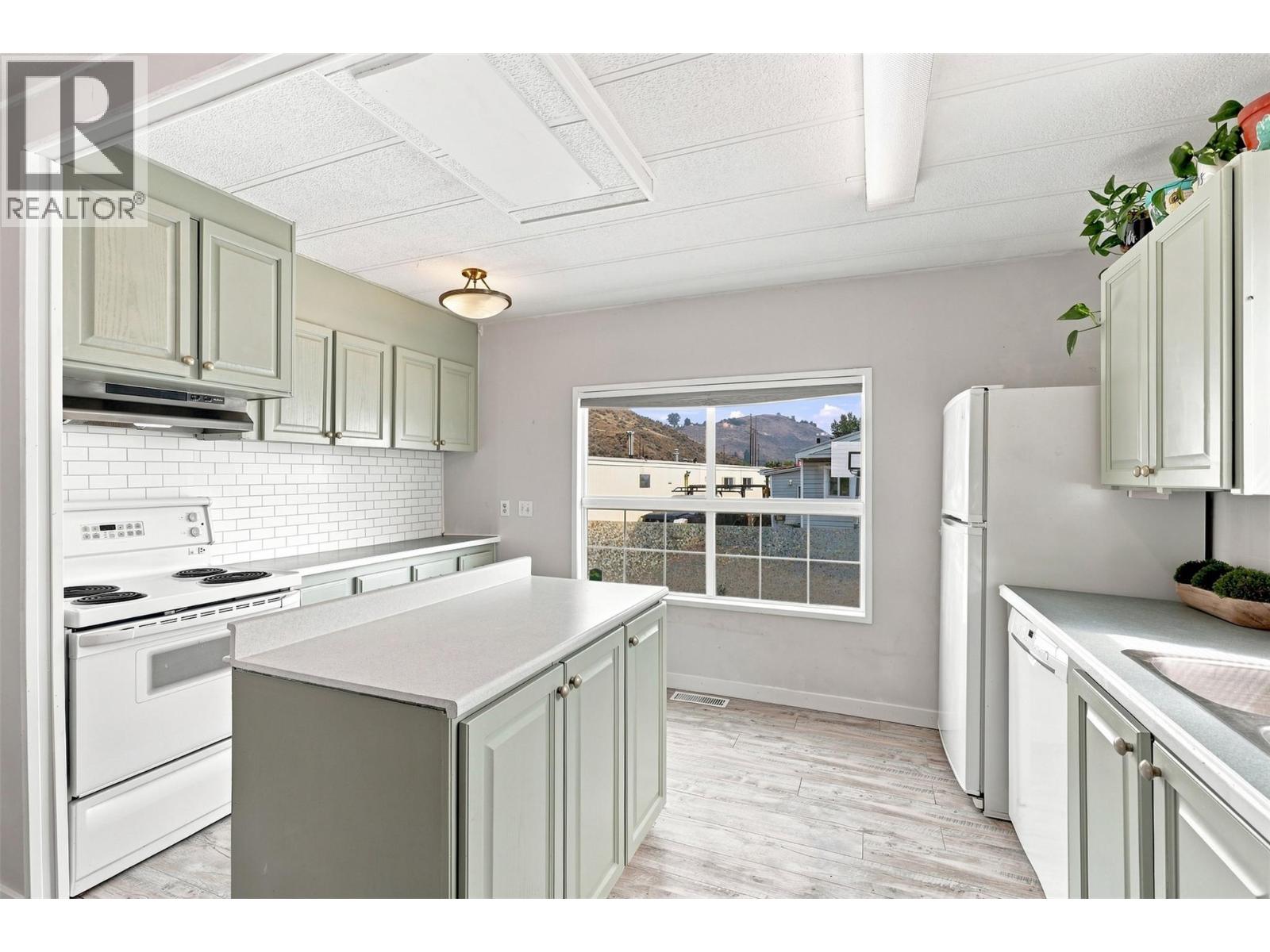 1655 Ord Road Unit# 69, Kamloops, British Columbia  V2B 7V6 - Photo 4 - 10403829