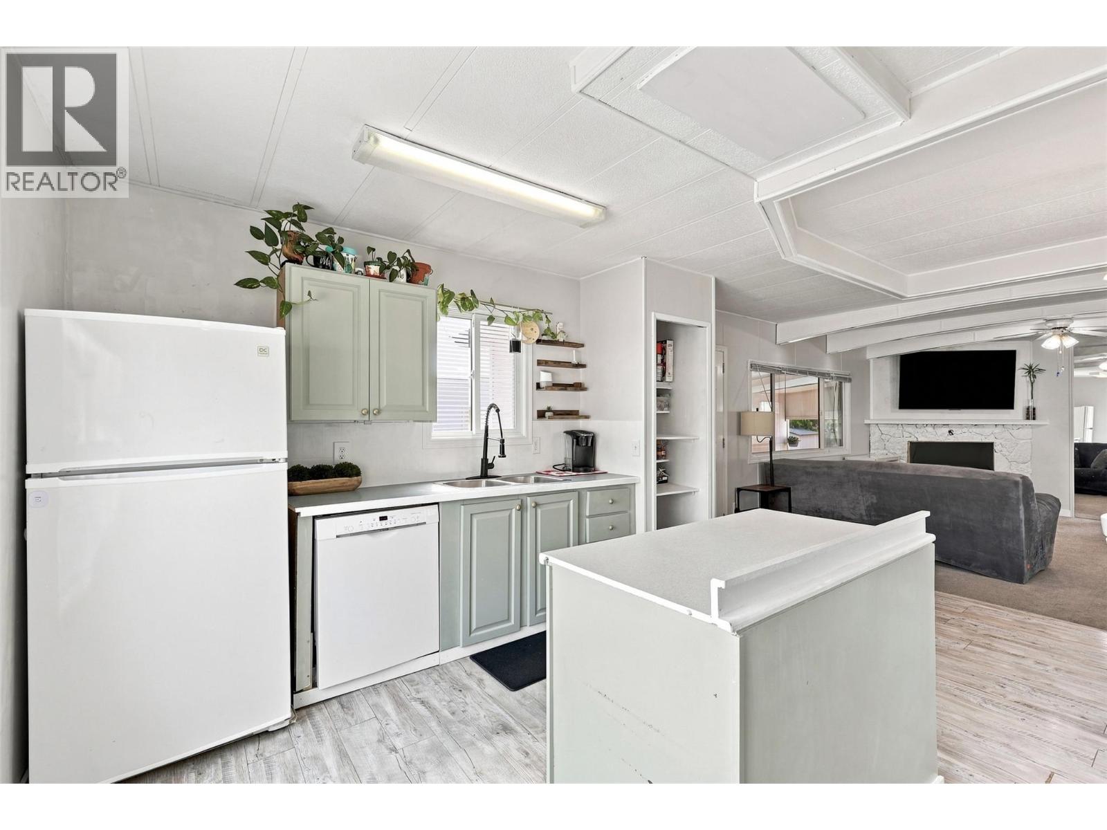 1655 Ord Road Unit# 69, Kamloops, British Columbia  V2B 7V6 - Photo 5 - 10403829