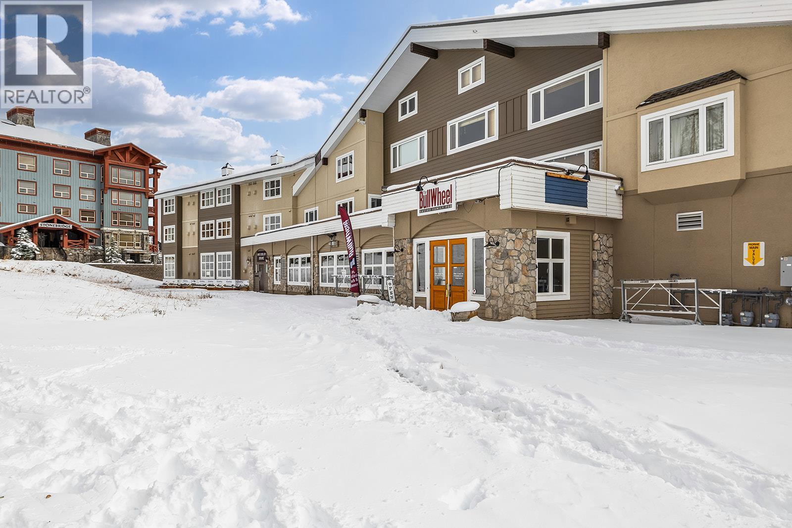 5275 Big White Road Unit# 303, Beaverdell, British Columbia  V1P 1P4 - Photo 1 - 10403751