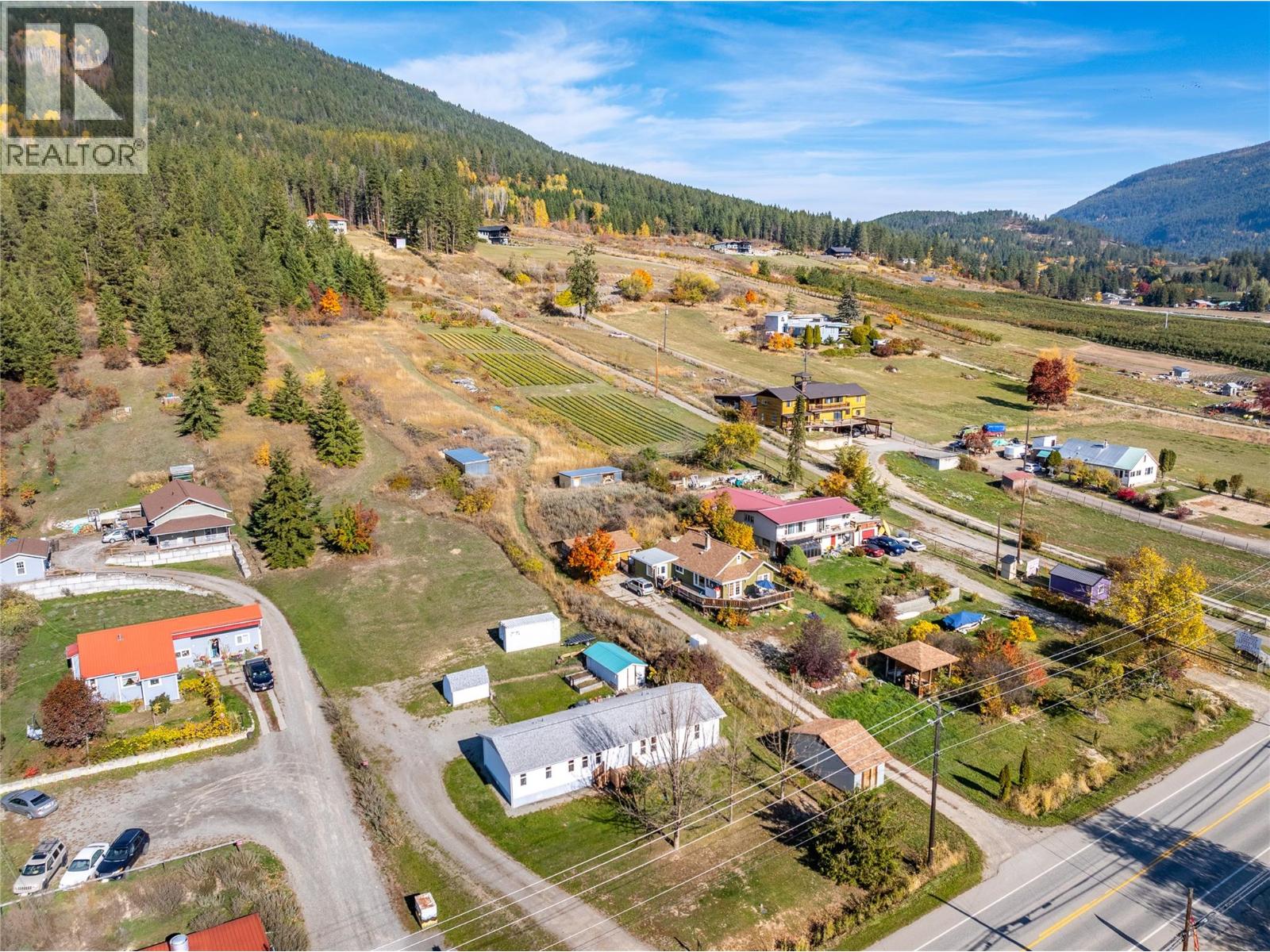 2812 Highway 3, Creston, British Columbia  V0B 1G1 - Photo 42 - 10403593