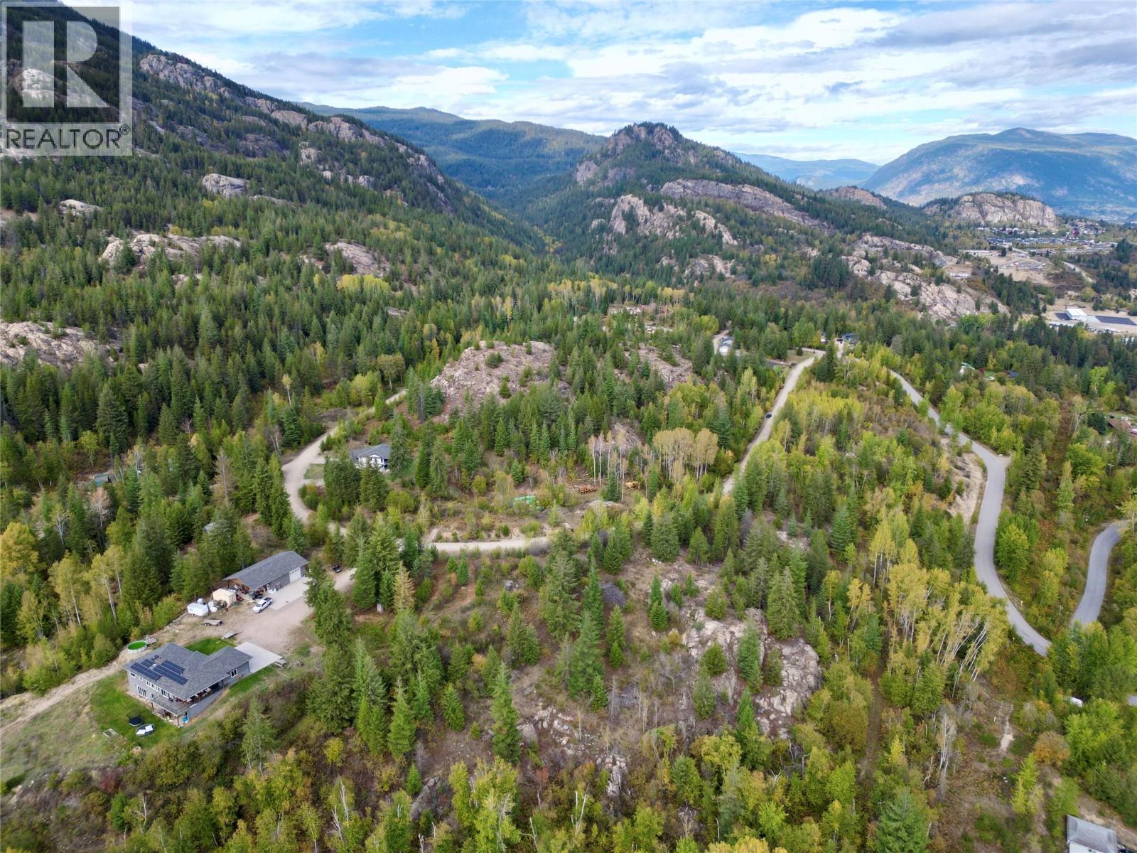 Lot A Upland Crescent, Castlegar, British Columbia  V1N 0A1 - Photo 1 - 10403670