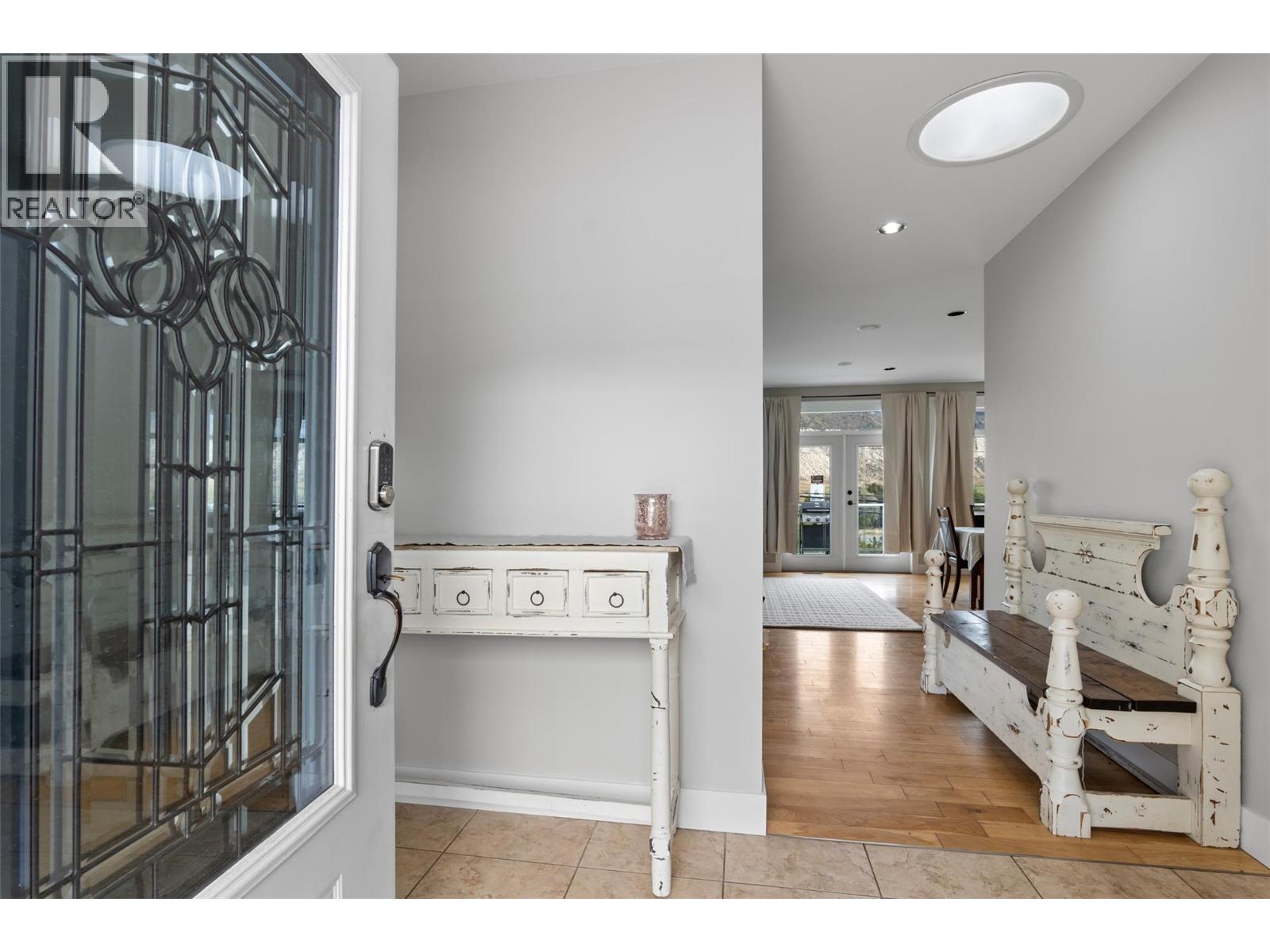 7328 Rambler Place, Kamloops, British Columbia  V2C 6Z1 - Photo 5 - 10403515
