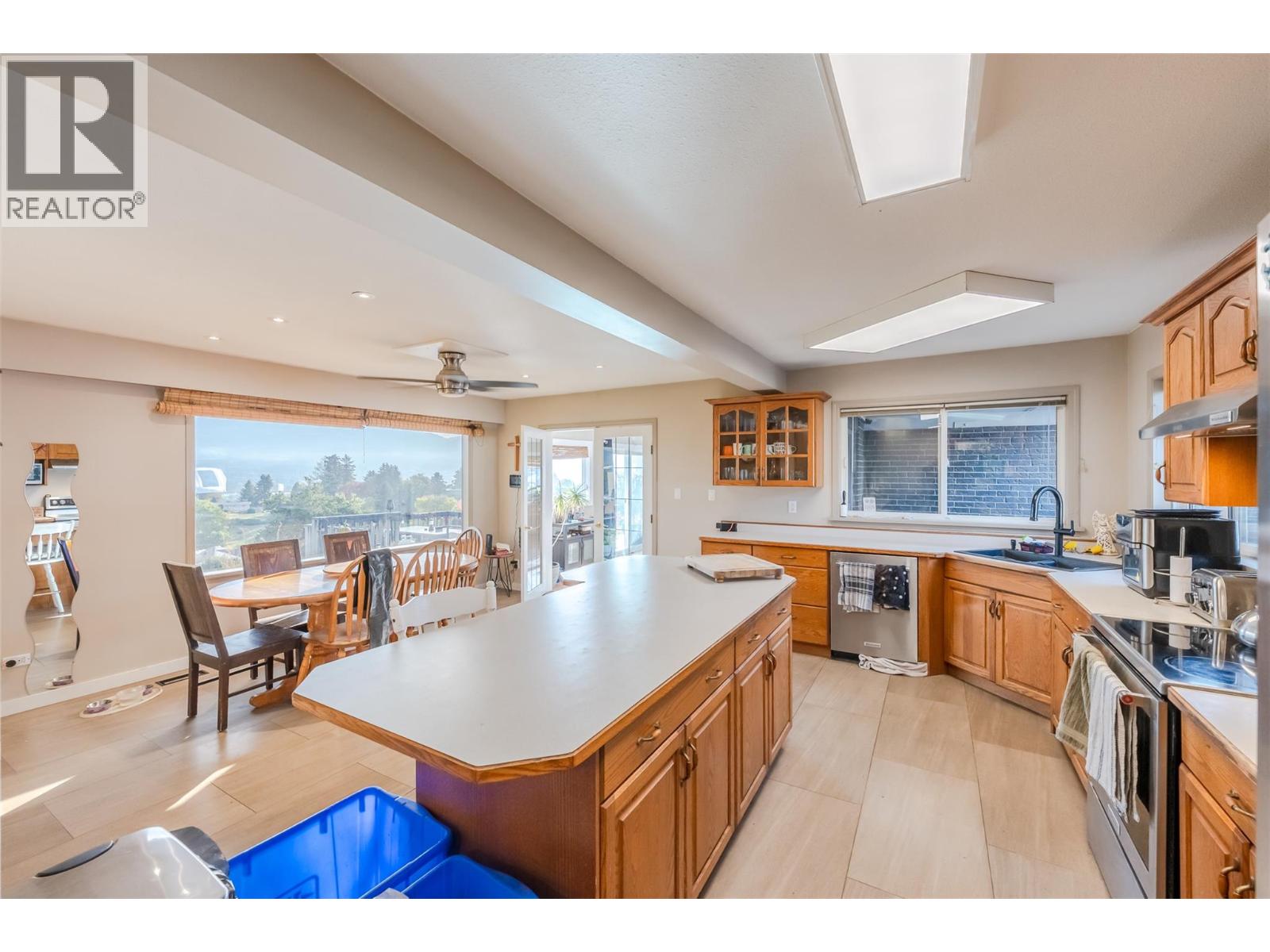 200 West Bench Drive, Penticton, British Columbia  V2A 8X8 - Photo 39 - 10403989